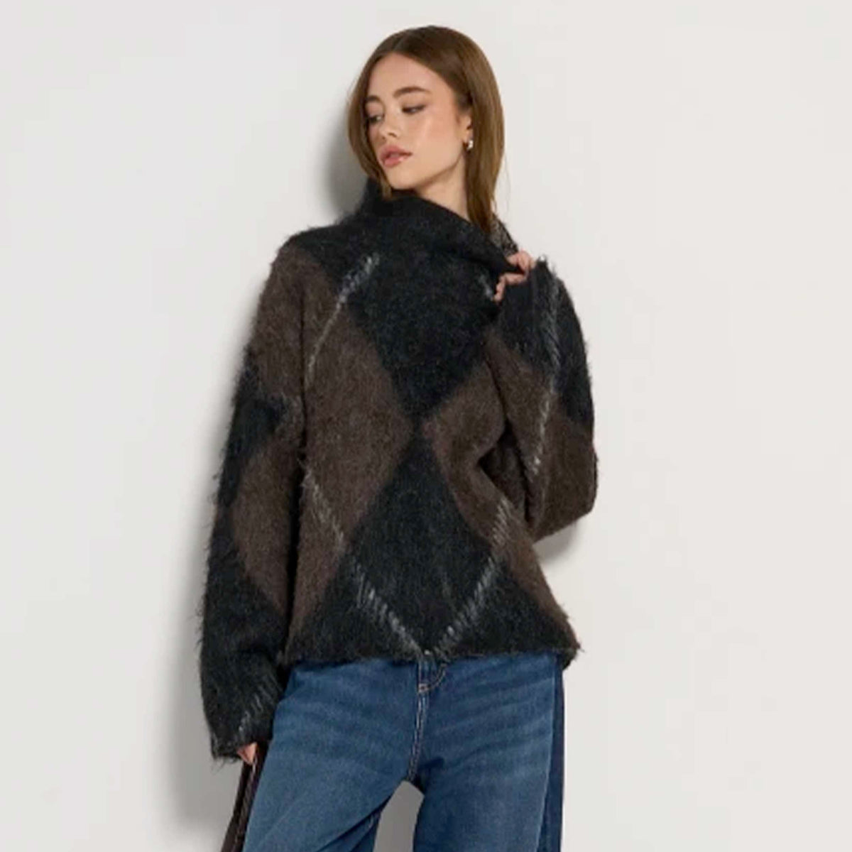 Glamorous Women's Argyle Two-Tone Sweater