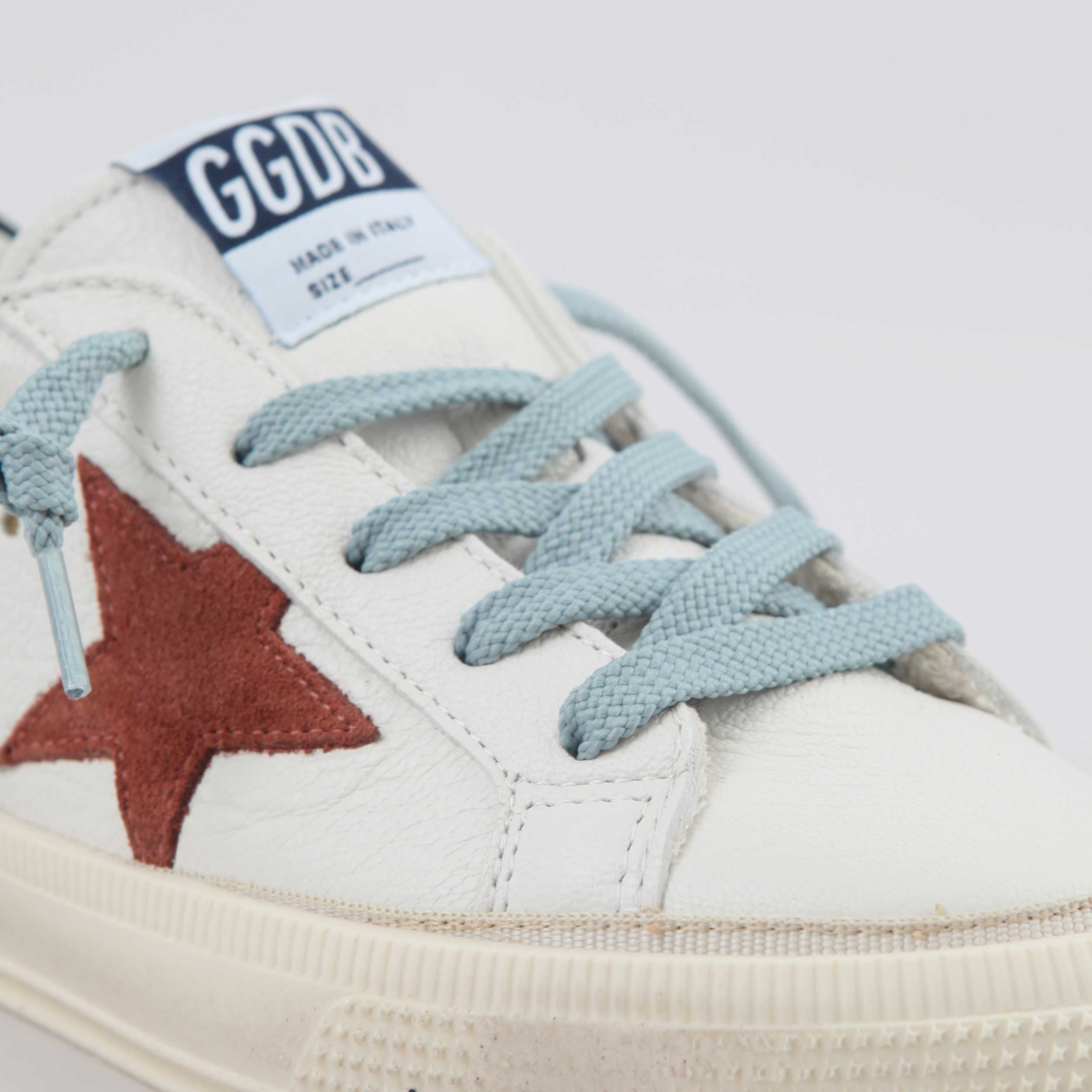 Sneakers May Bianca con Stella Arancio Firmata GOLDEN GOOSE