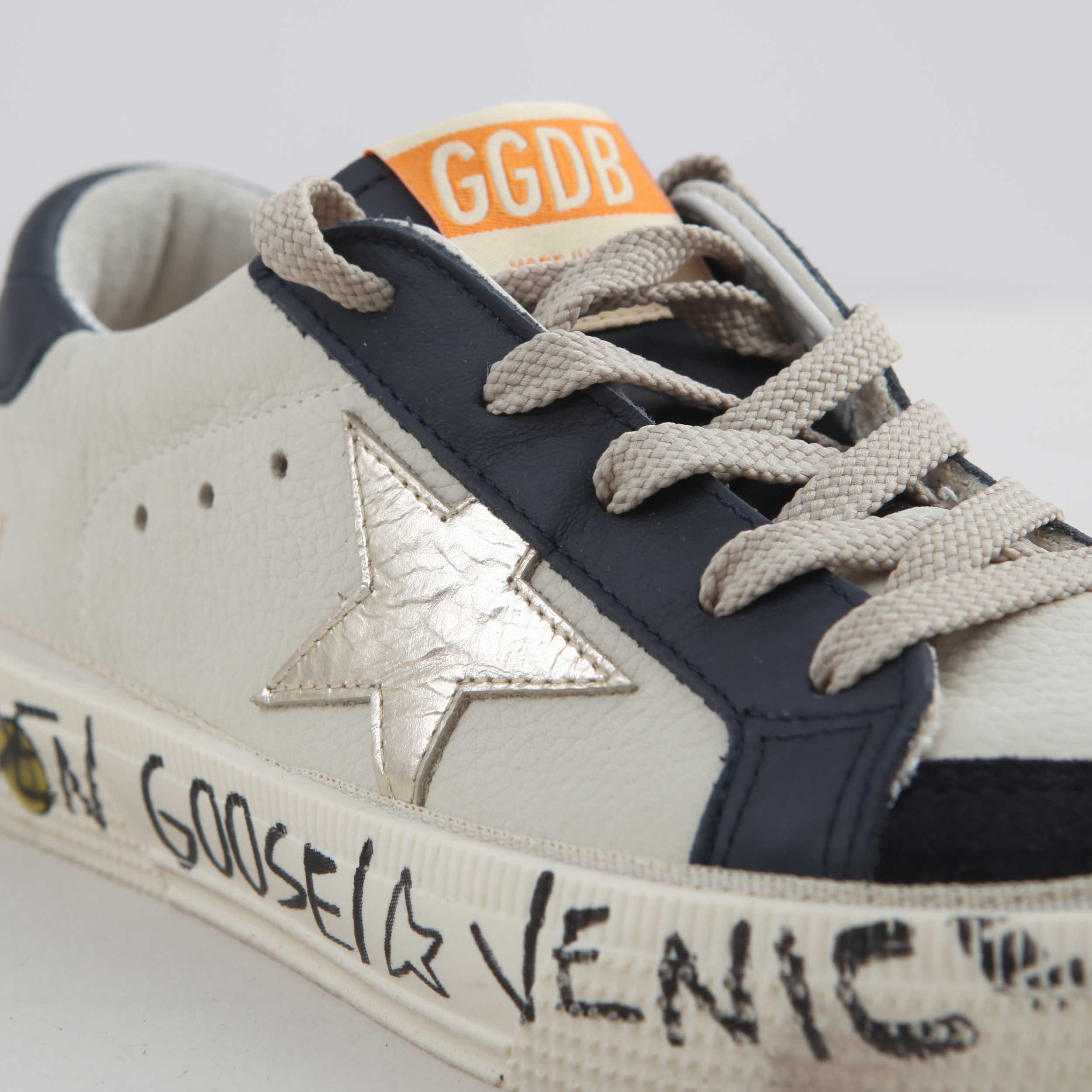 Sneakers May In Nabuk Firmate GOLDEN GOOSE