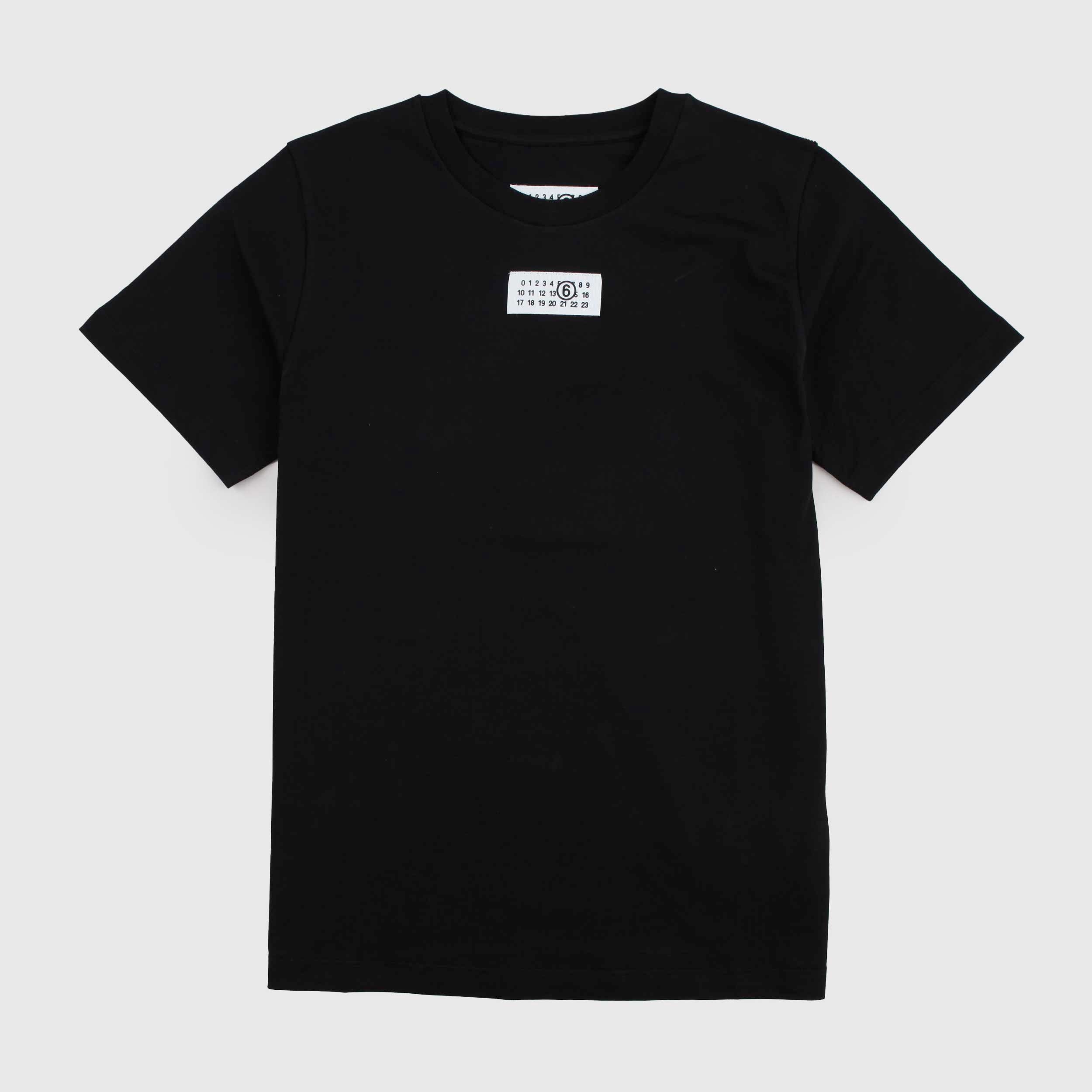 T-shirt Nera Girocollo con Impunture e Targhetta Firmata MM6