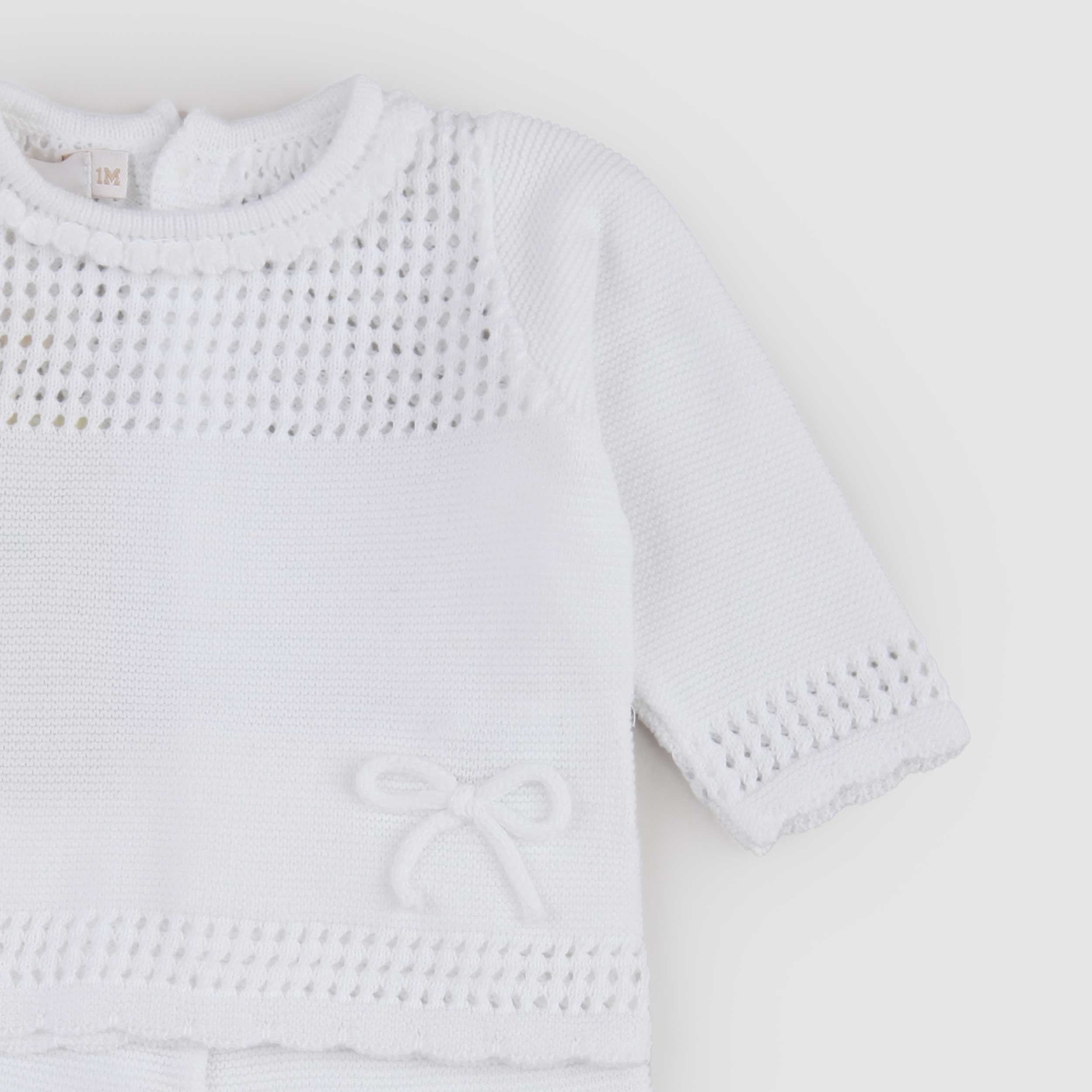 Completino Bianco Lavorato ai Ferri Firmato PECESA