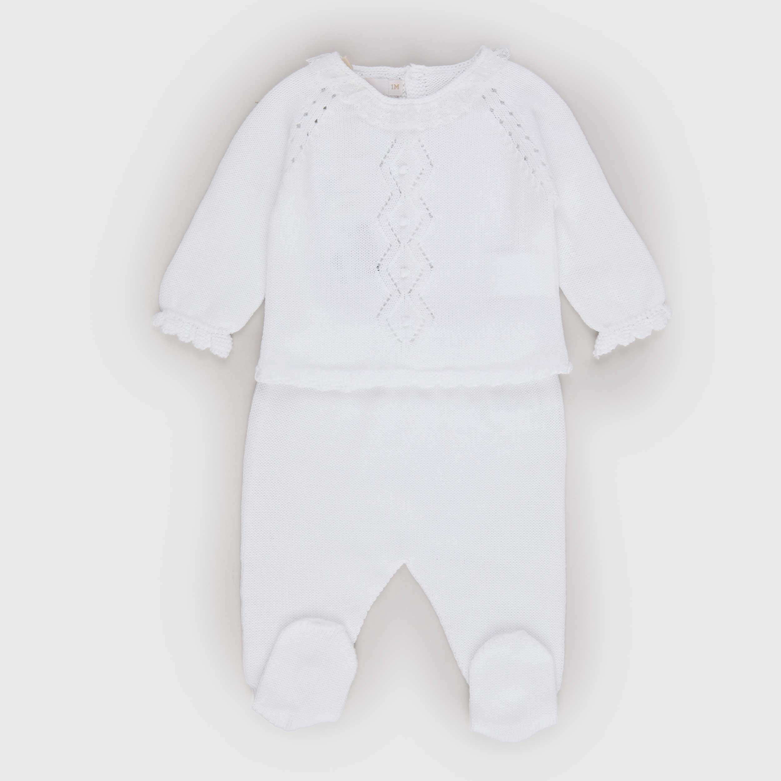 White PECESA Branded Outfit