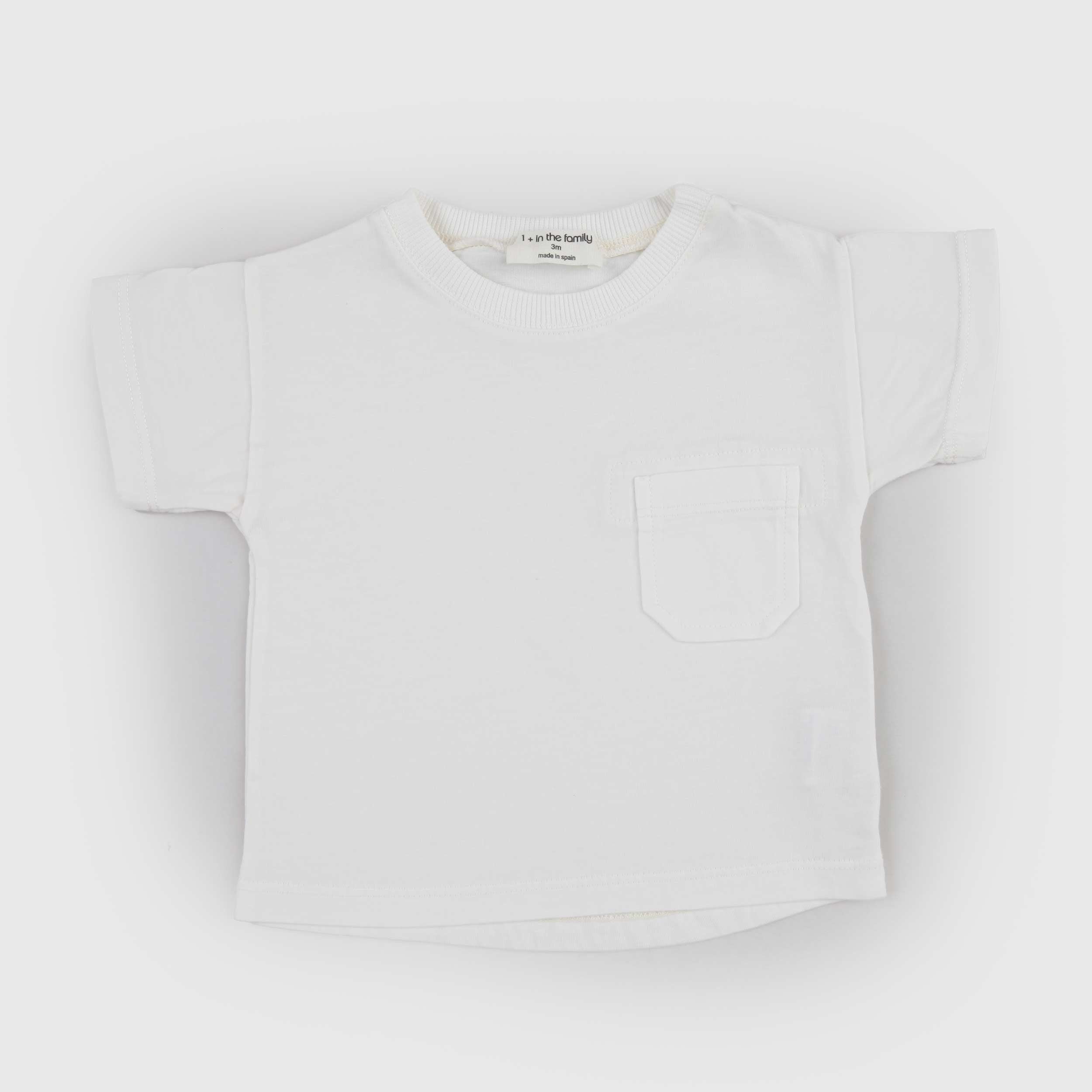 T-shirt Latte con Taschino sulla Sinistra Firmata ONE MORE IN THE FAMILY