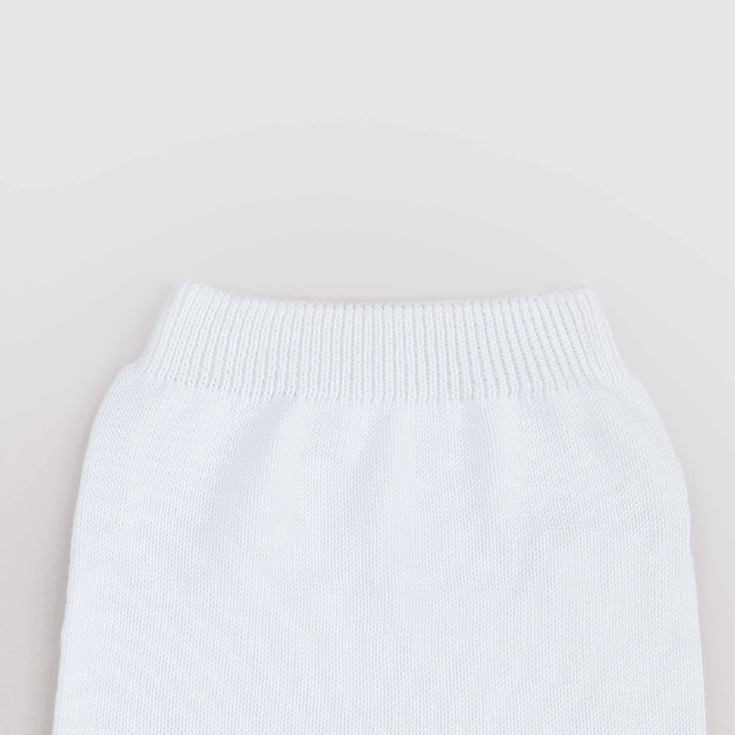 Two-Piece White Set by PECESA