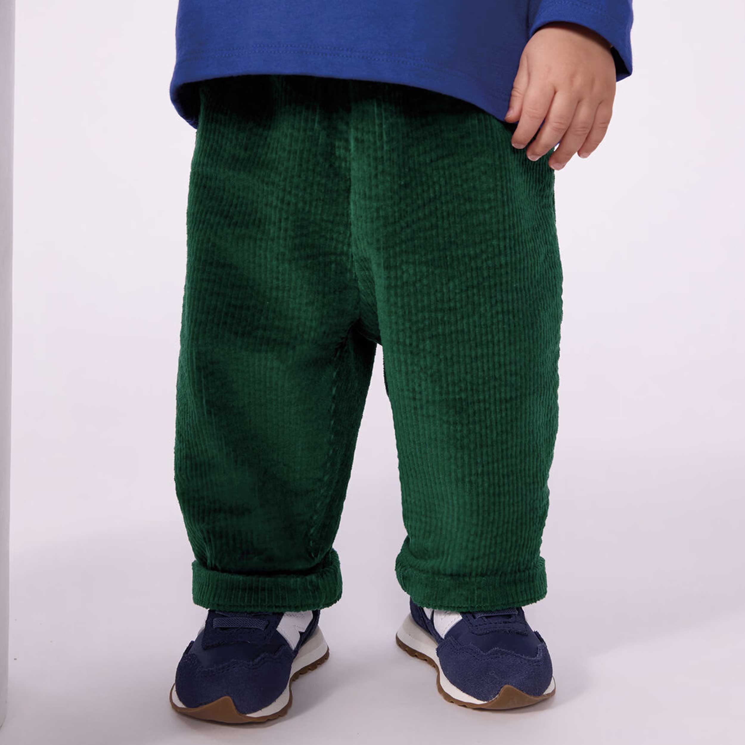 Pantaloncini Verdi in Velluto a Coste per Neonato by PETIT BATEAU