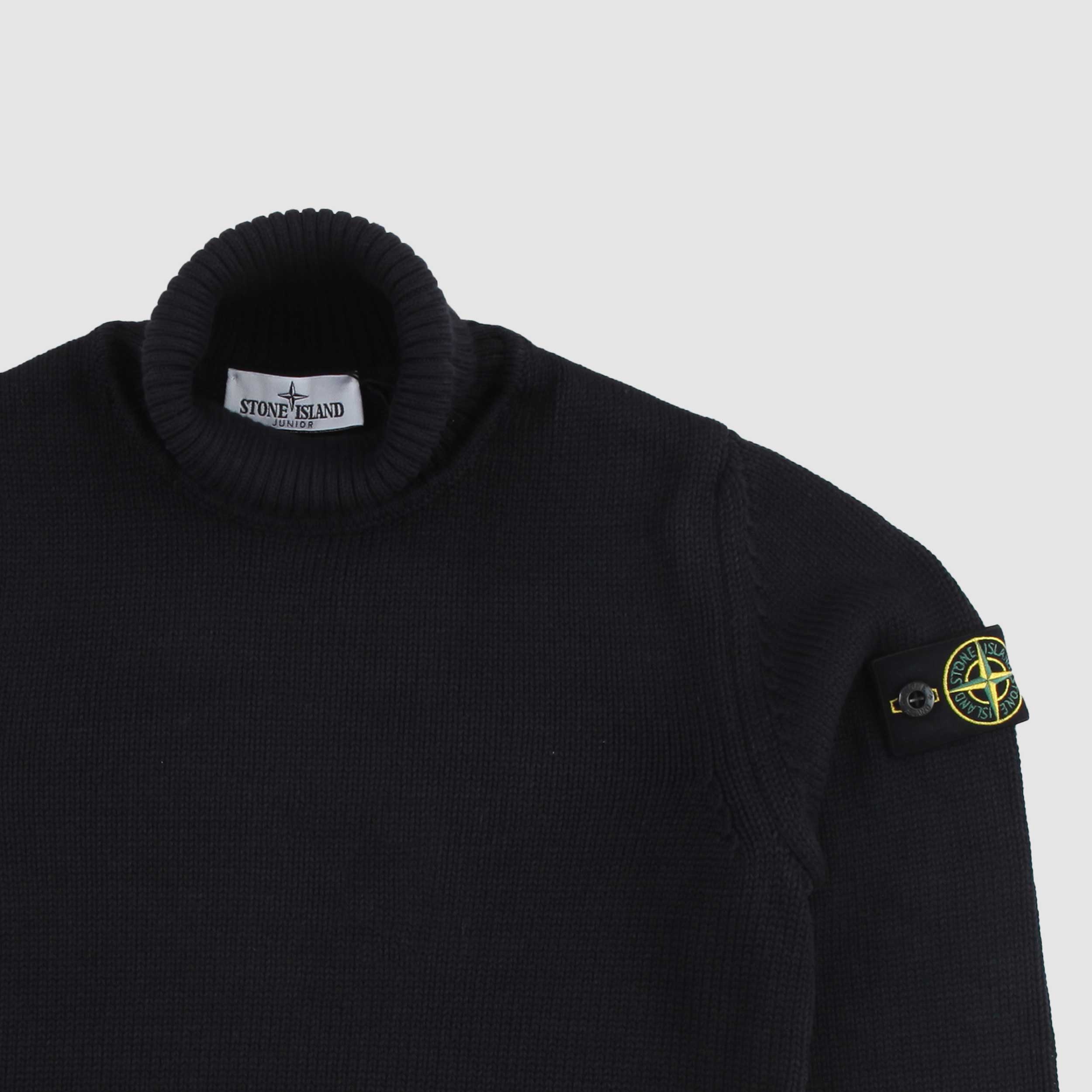 Dolcevita Nera con Targhetta in Rilievo By STONE ISLAND