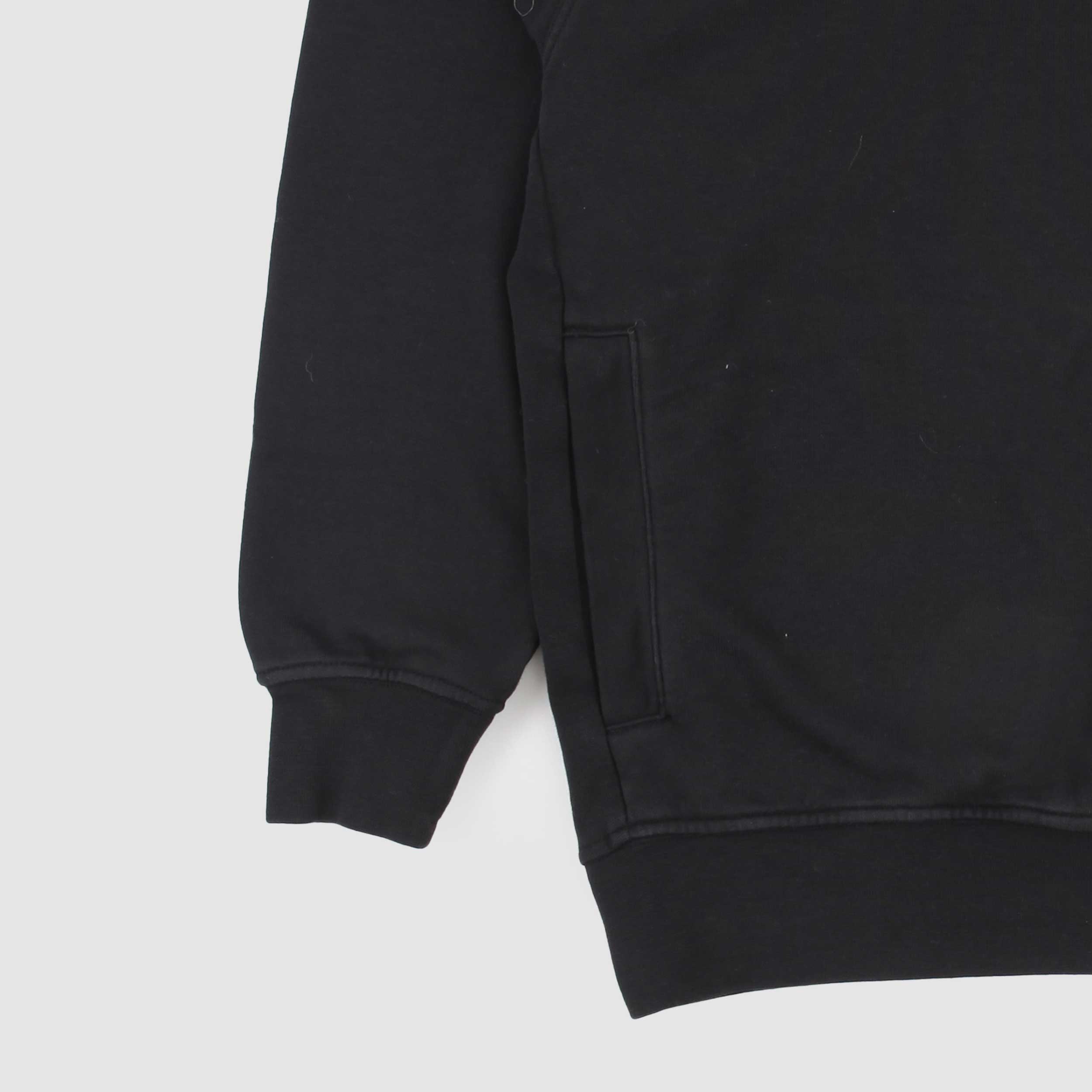 Felpa Nera con Cappuccio e Logo Firmata STONE ISLAND