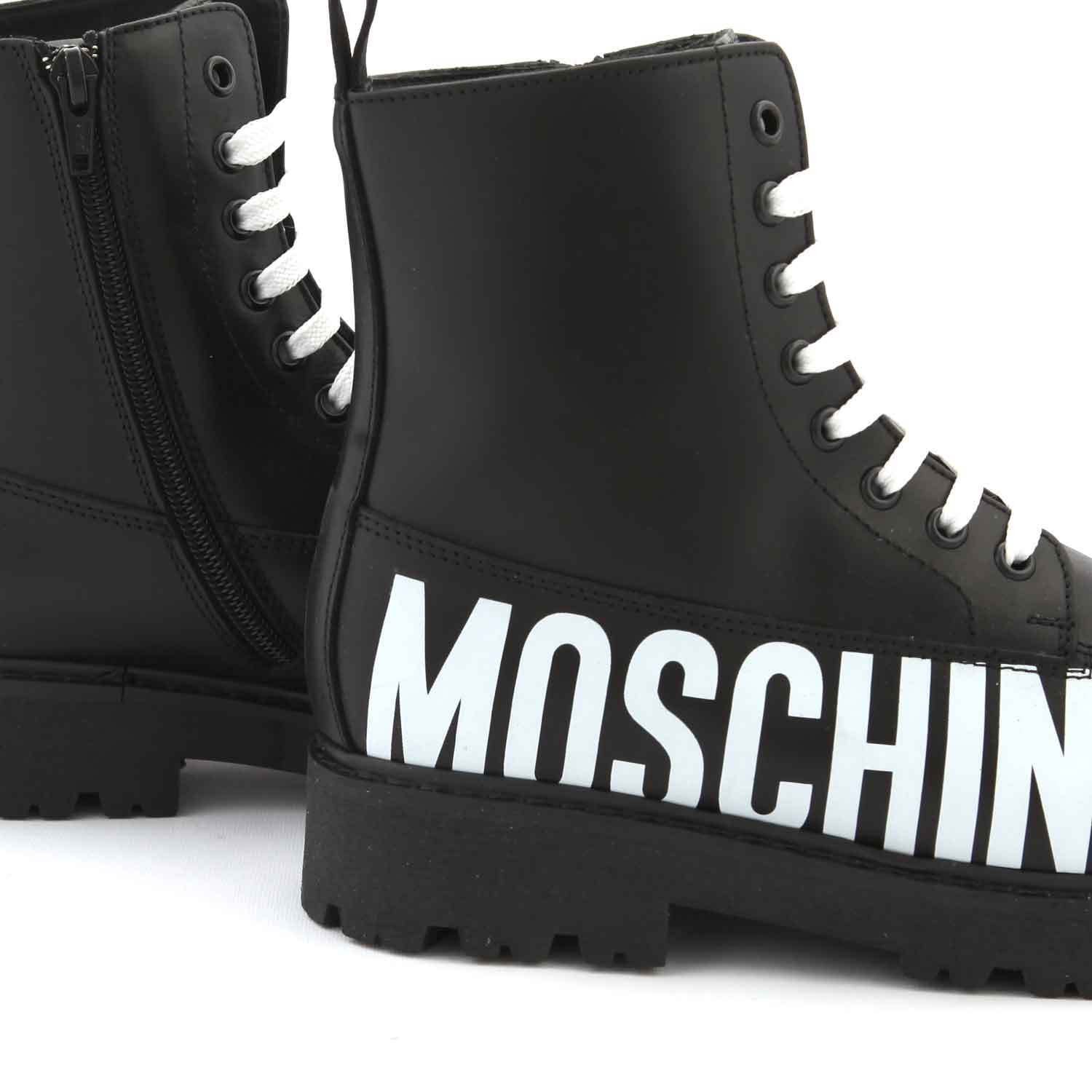 ANFIBI NERI CON LOGO UNISEX - annameglio.com abbigliamento moda