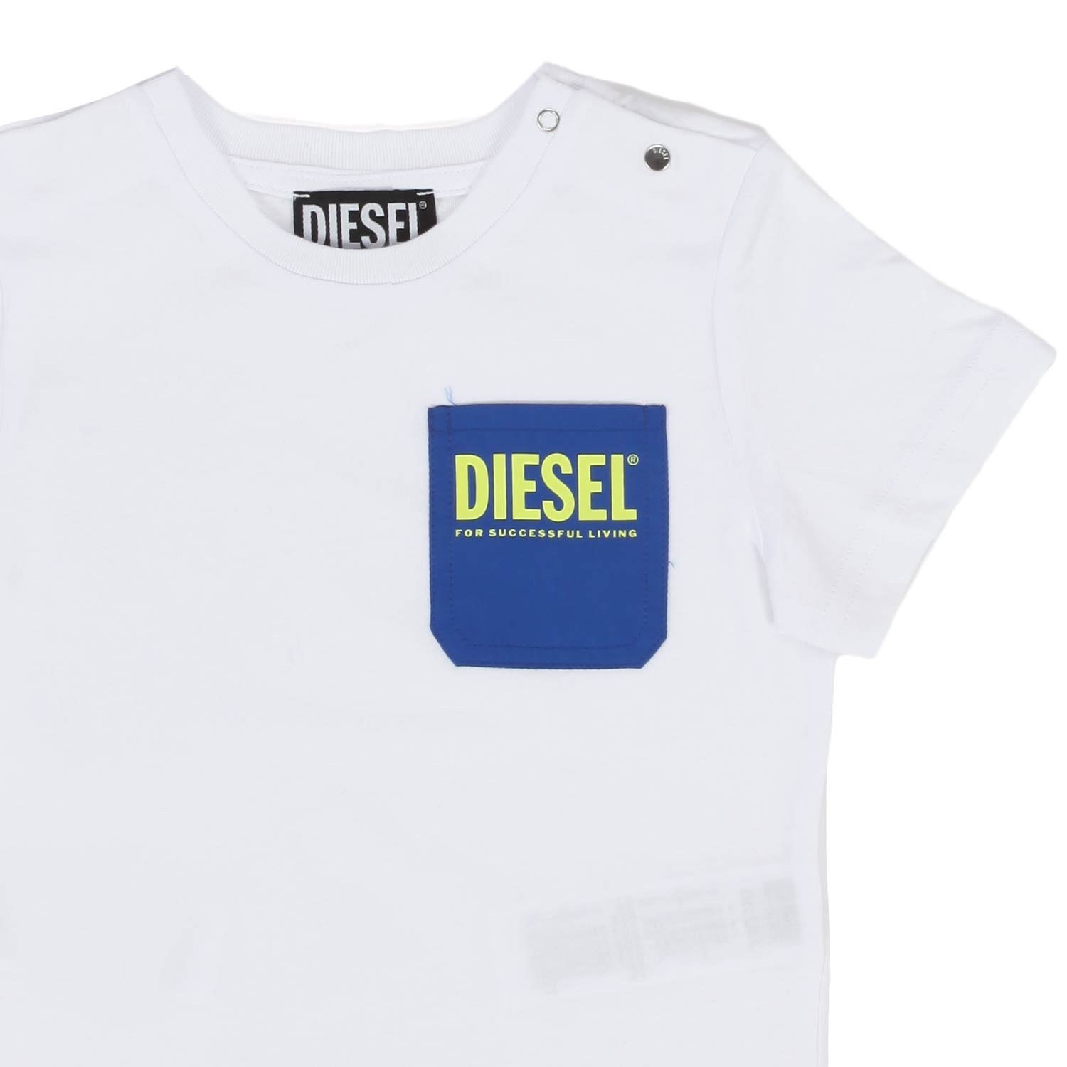 T-SHIRT BIANCA CON TASCHINO BLU BIMBO - annameglio.com abbigliamento moda