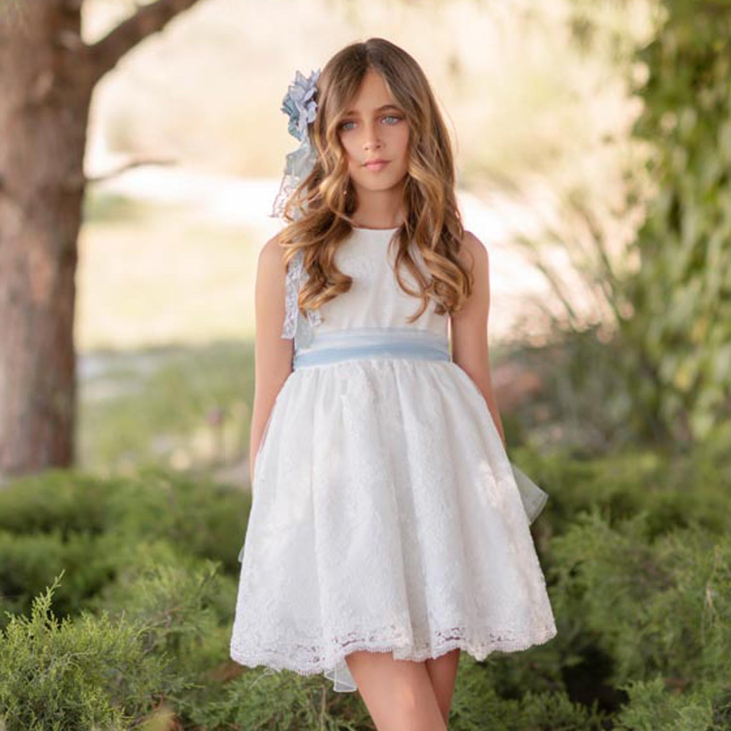 ABITO CERIMONIA BIANCO CON CINTURA CELESTE - annameglio.com abbigliamento moda