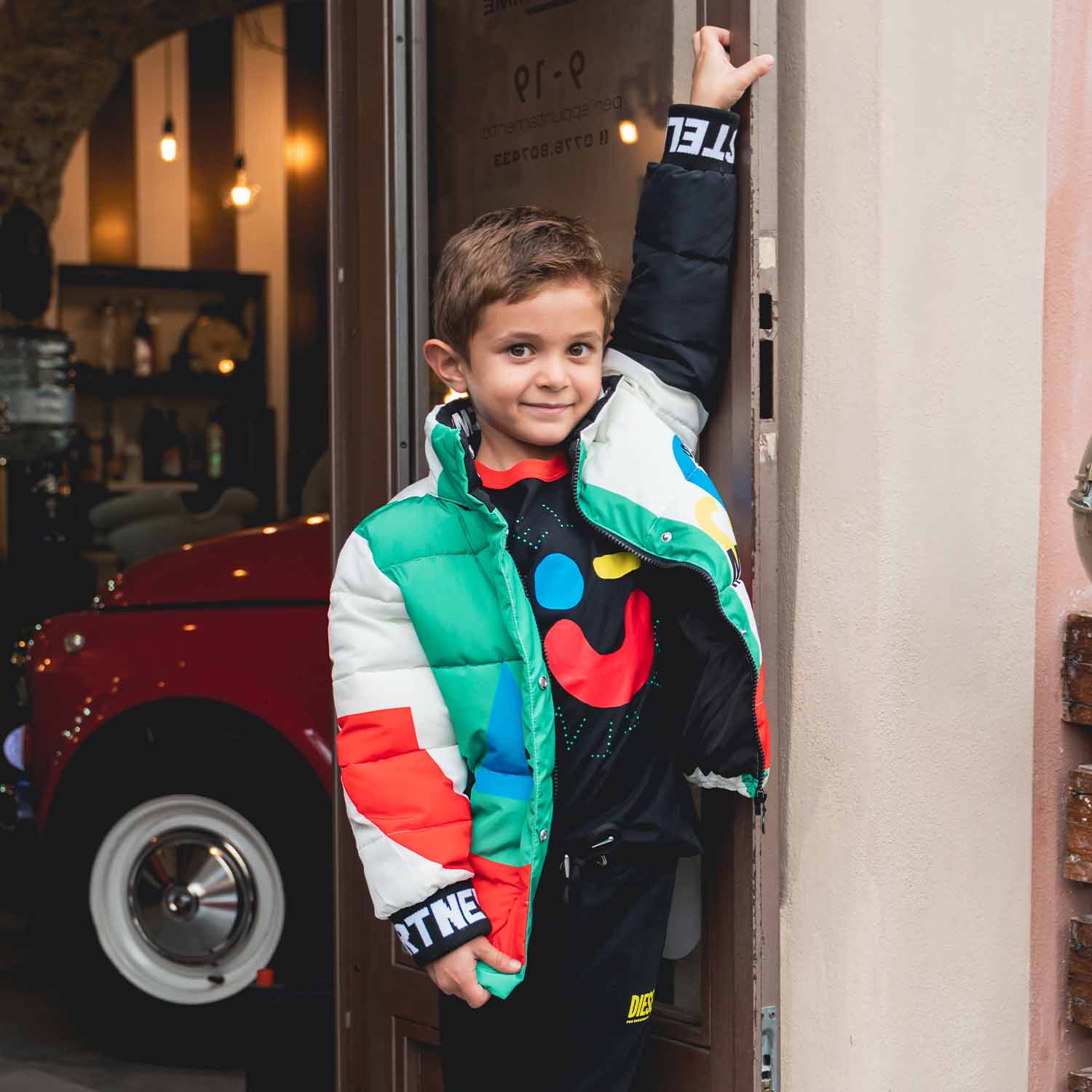 T-SHIRT UNISEX MANICA LUNGA NERA E MULTICOLOR - annameglio.com abbigliamento moda