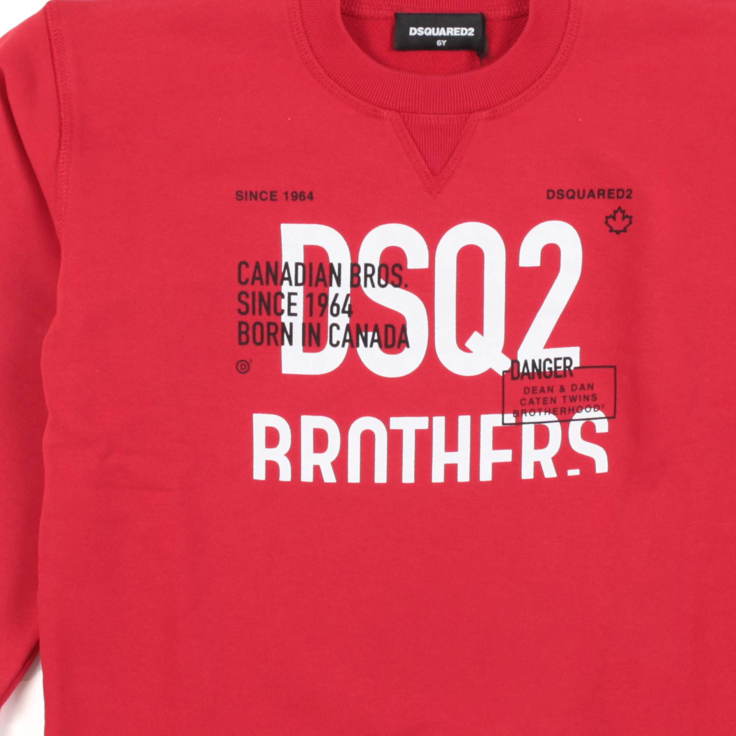 FELPA NO-GENDER ROSSA CON LOGHI BIANCHI E NERI - annameglio.com abbigliamento moda