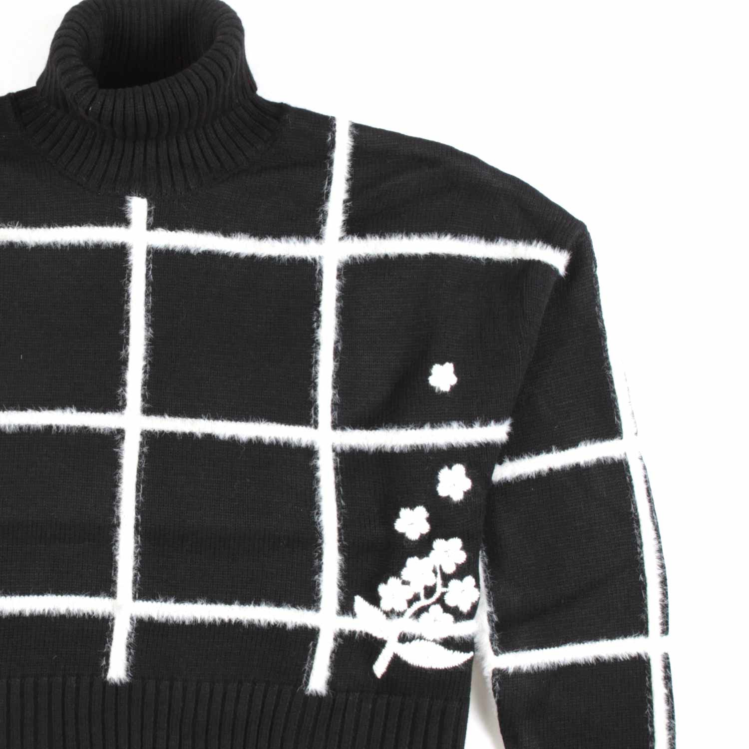 PULLOVER CROPPED NERO E BIANCO A QUADRI - annameglio.com abbigliamento moda