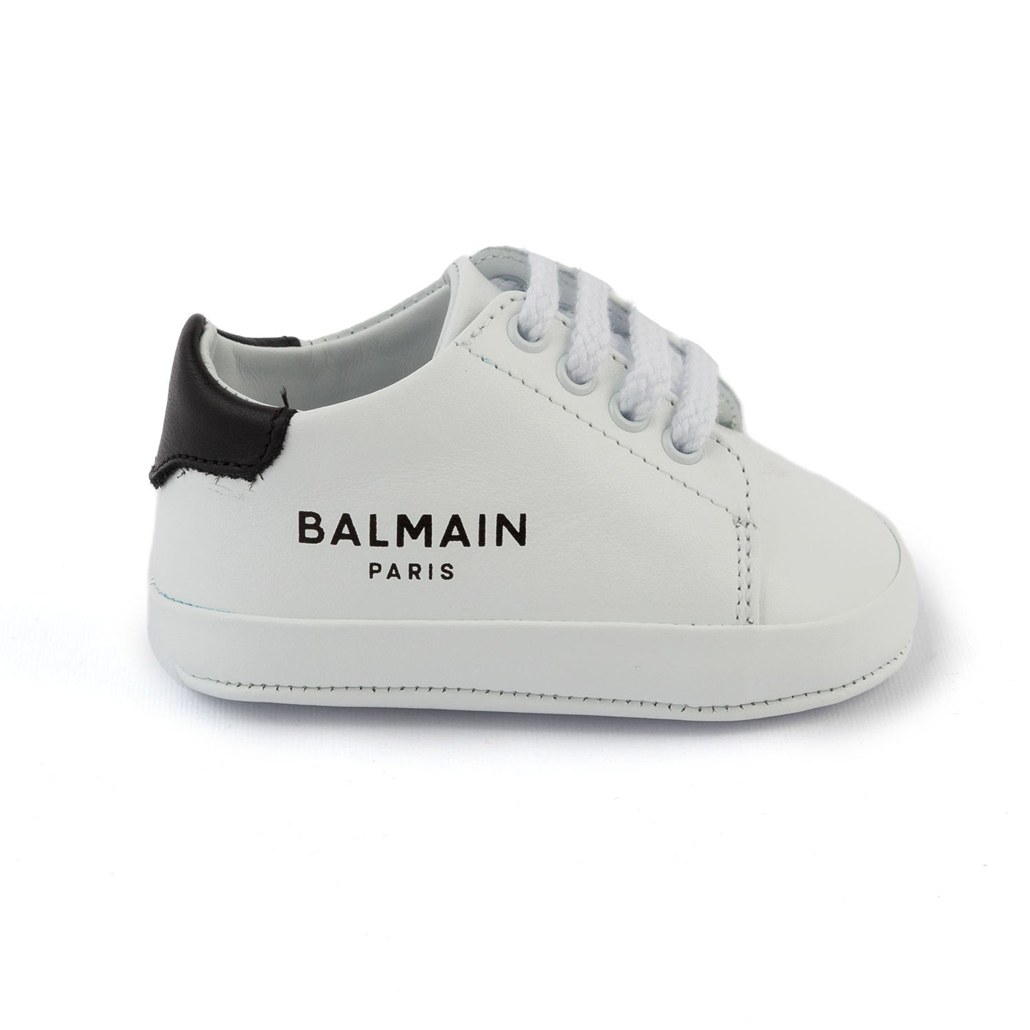 MINI SNEAKER BIANCHE CON DETTAGLI NERI BIMBO BIMBA - annameglio.com abbigliamento moda