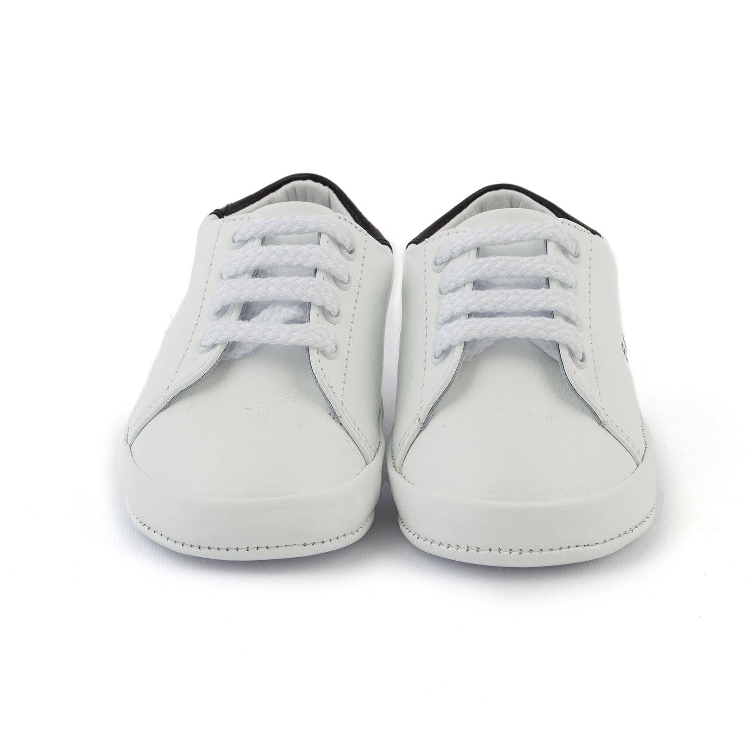 MINI SNEAKER BIANCHE CON DETTAGLI NERI BIMBO BIMBA - annameglio.com abbigliamento moda