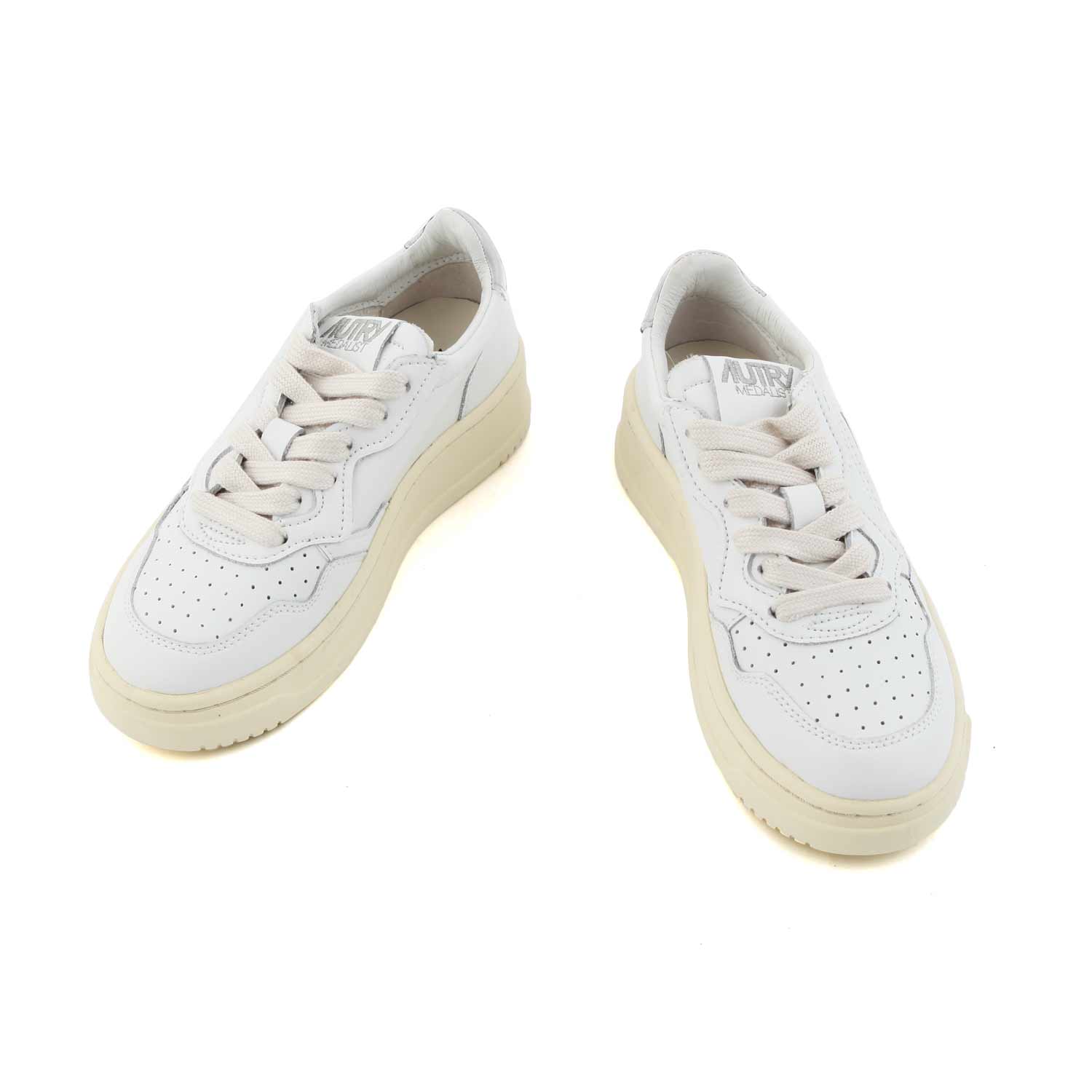 SNEAKER MEDALIST UNISEX BIANCA E OFF WHITE JUNIOR - annameglio.com abbigliamento moda