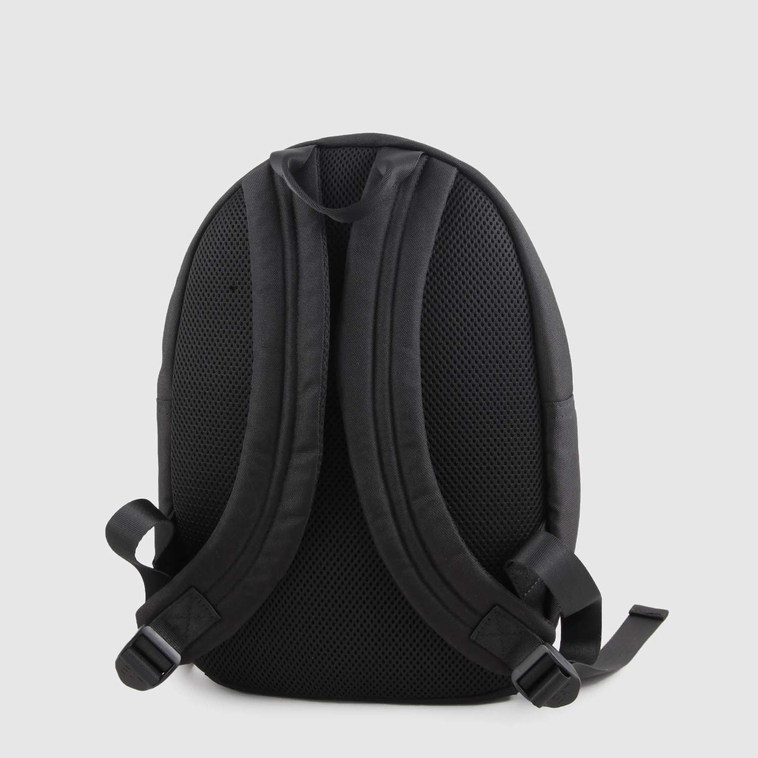 ZAINO UNISEX NERO CON LOGO EA7 ORO - annameglio.com abbigliamento moda