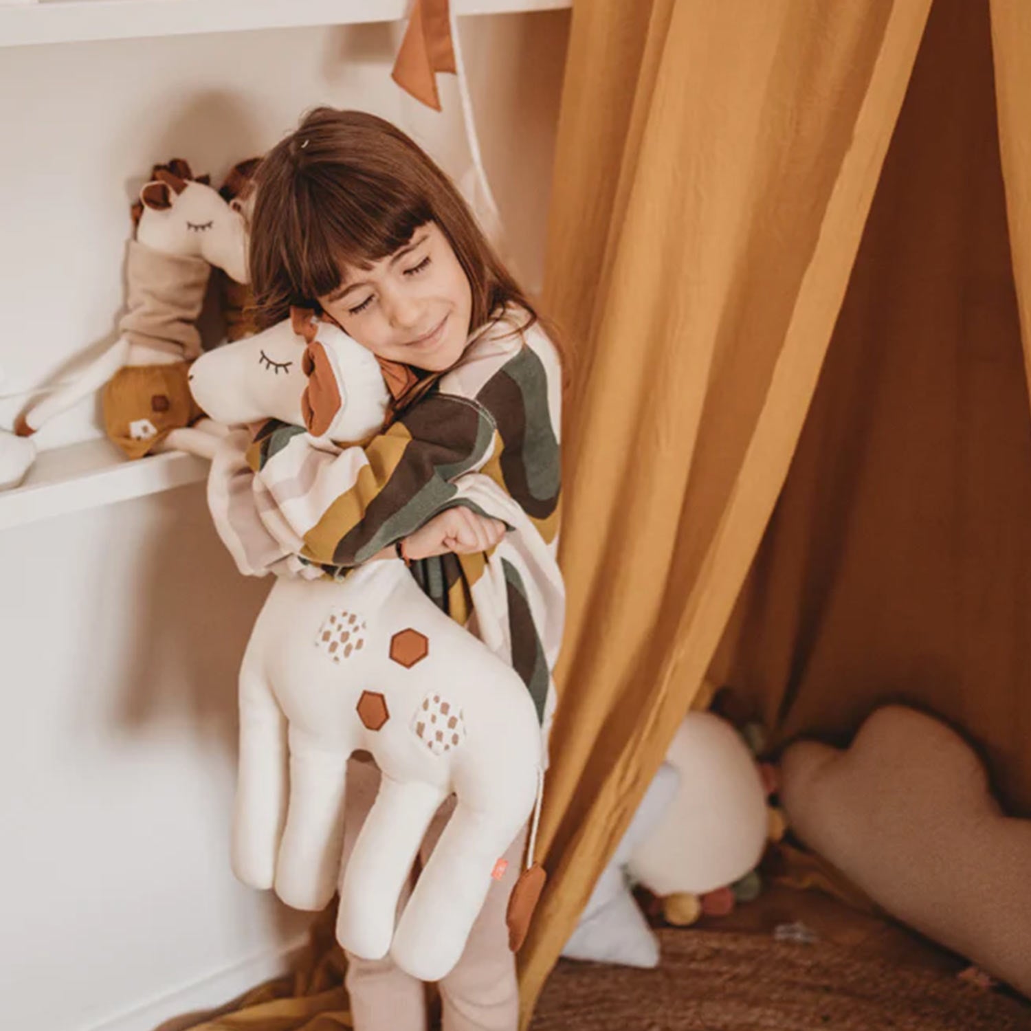 Cuscino coccoloso giraffa - annameglio.com abbigliamento moda