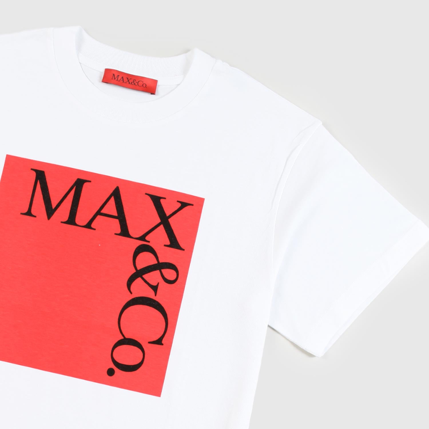 t-shirt bianca con stampa rossa - annameglio.com abbigliamento moda