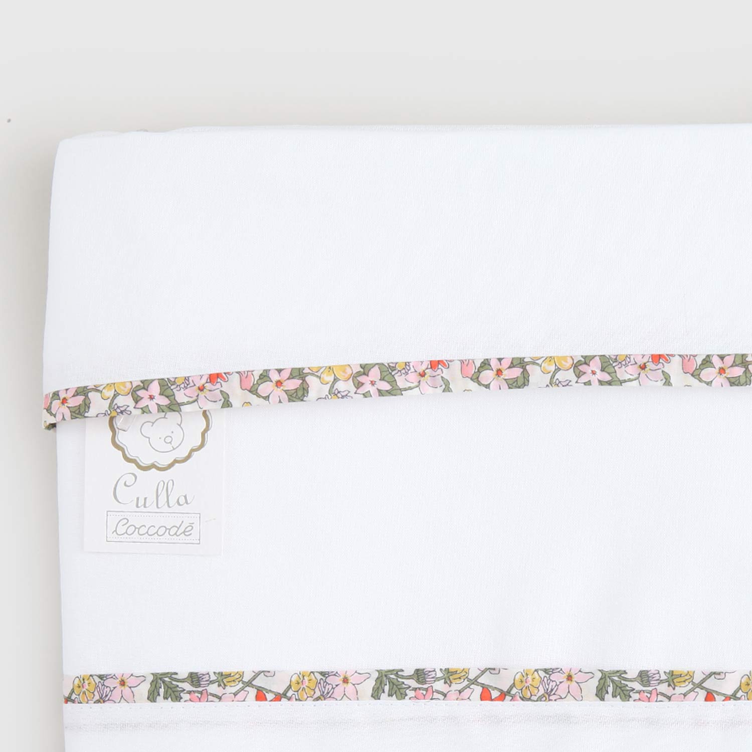 coordinato culla bianco con fiorellini - annameglio.com abbigliamento moda