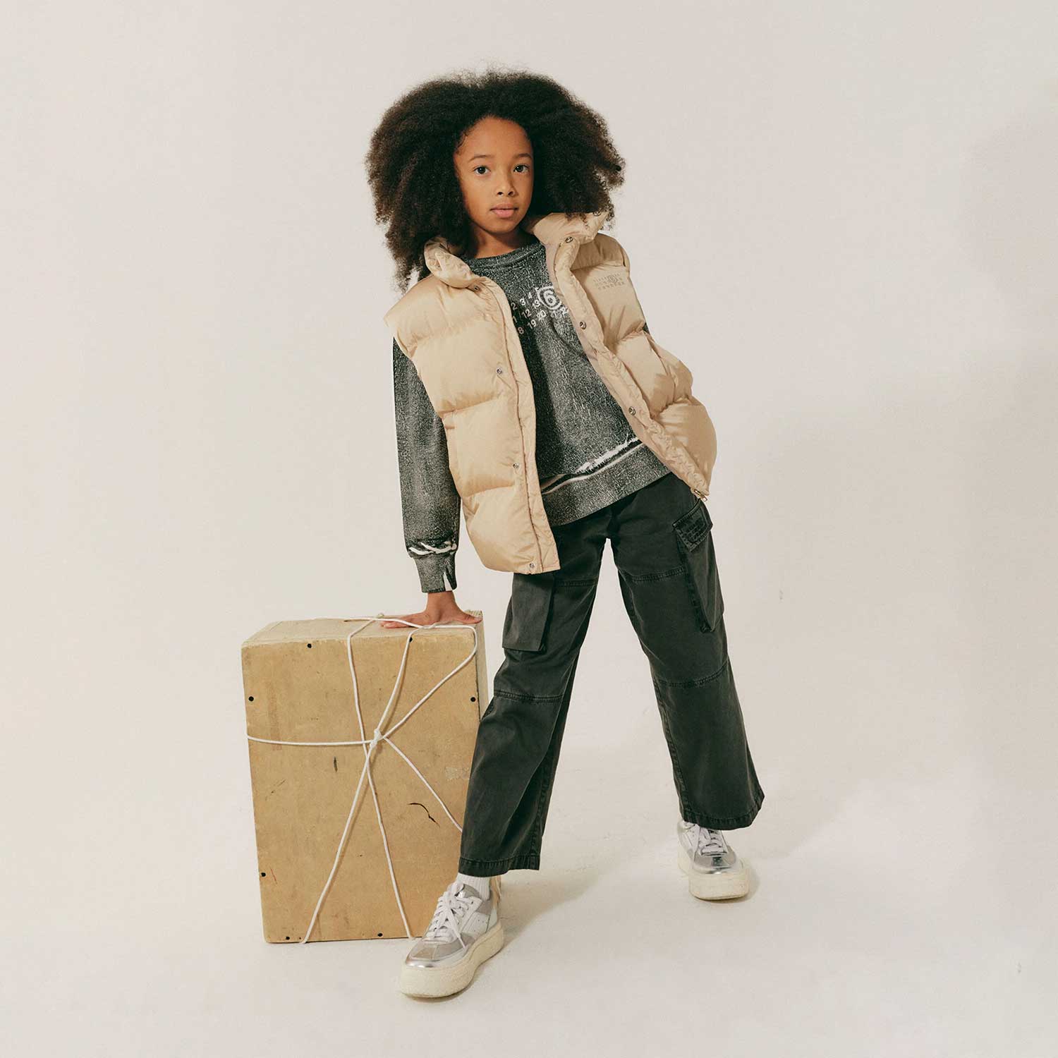 Piumino smanicato beige con logo - annameglio.com abbigliamento moda