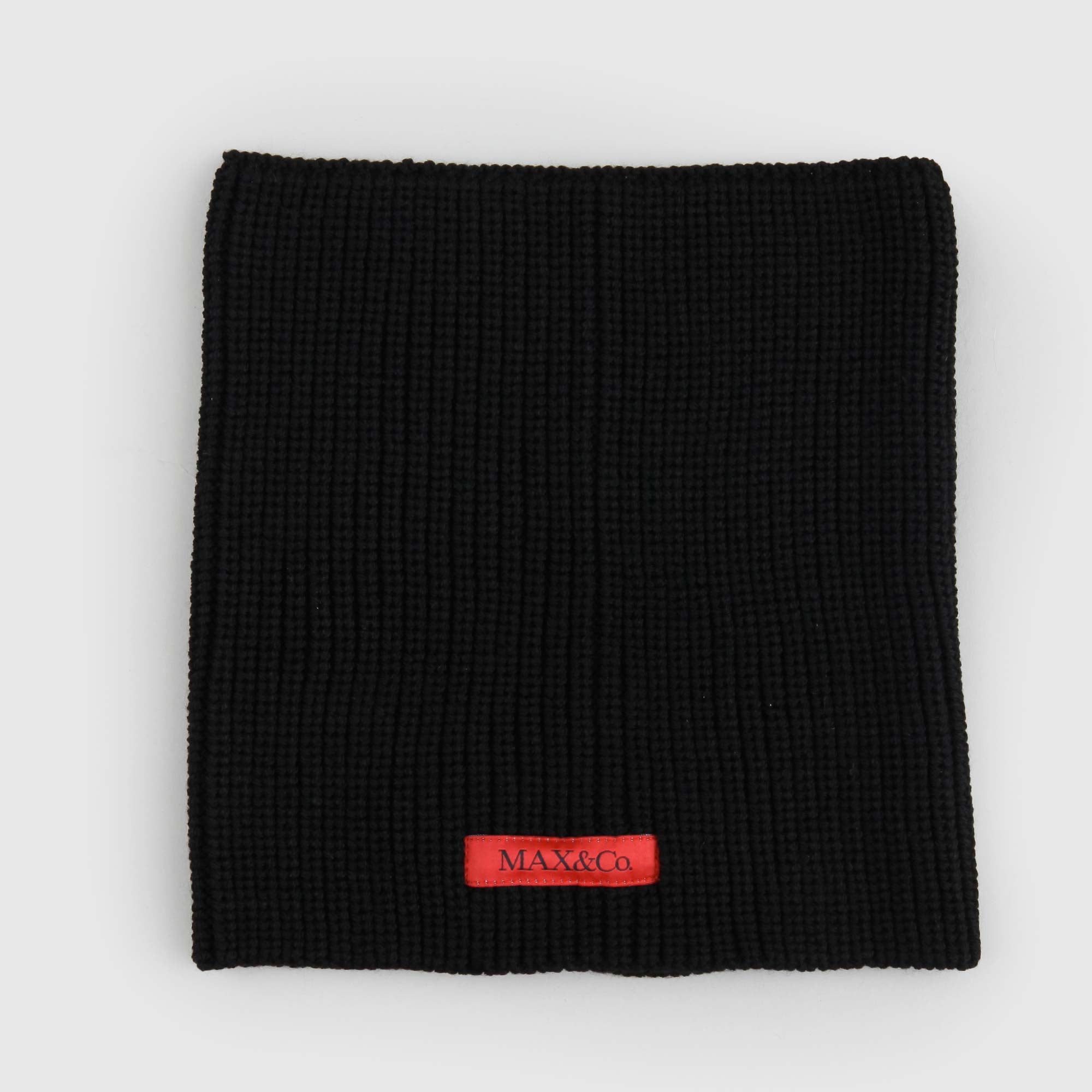 Scaldacollo in maglia nero con logo rosso - annameglio.com abbigliamento moda