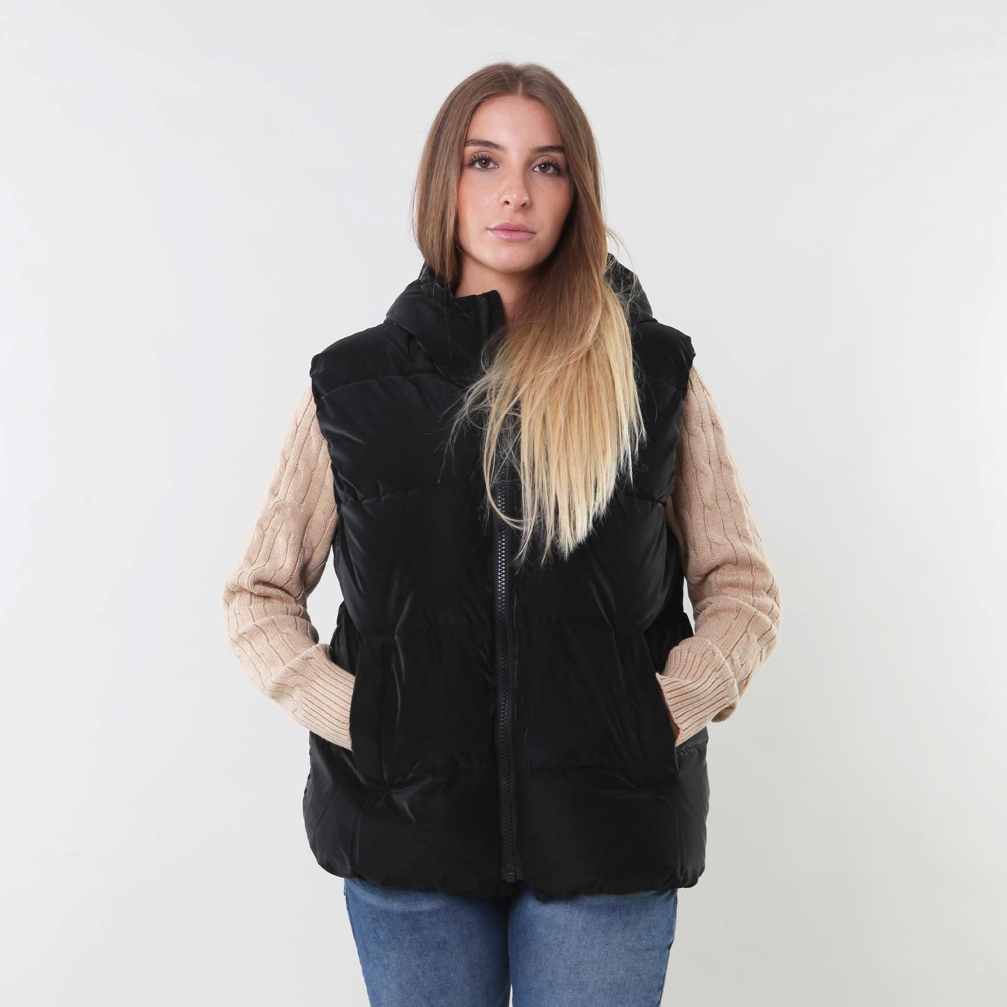 Piumino smanicato nero con cappuccio - annameglio.com abbigliamento moda