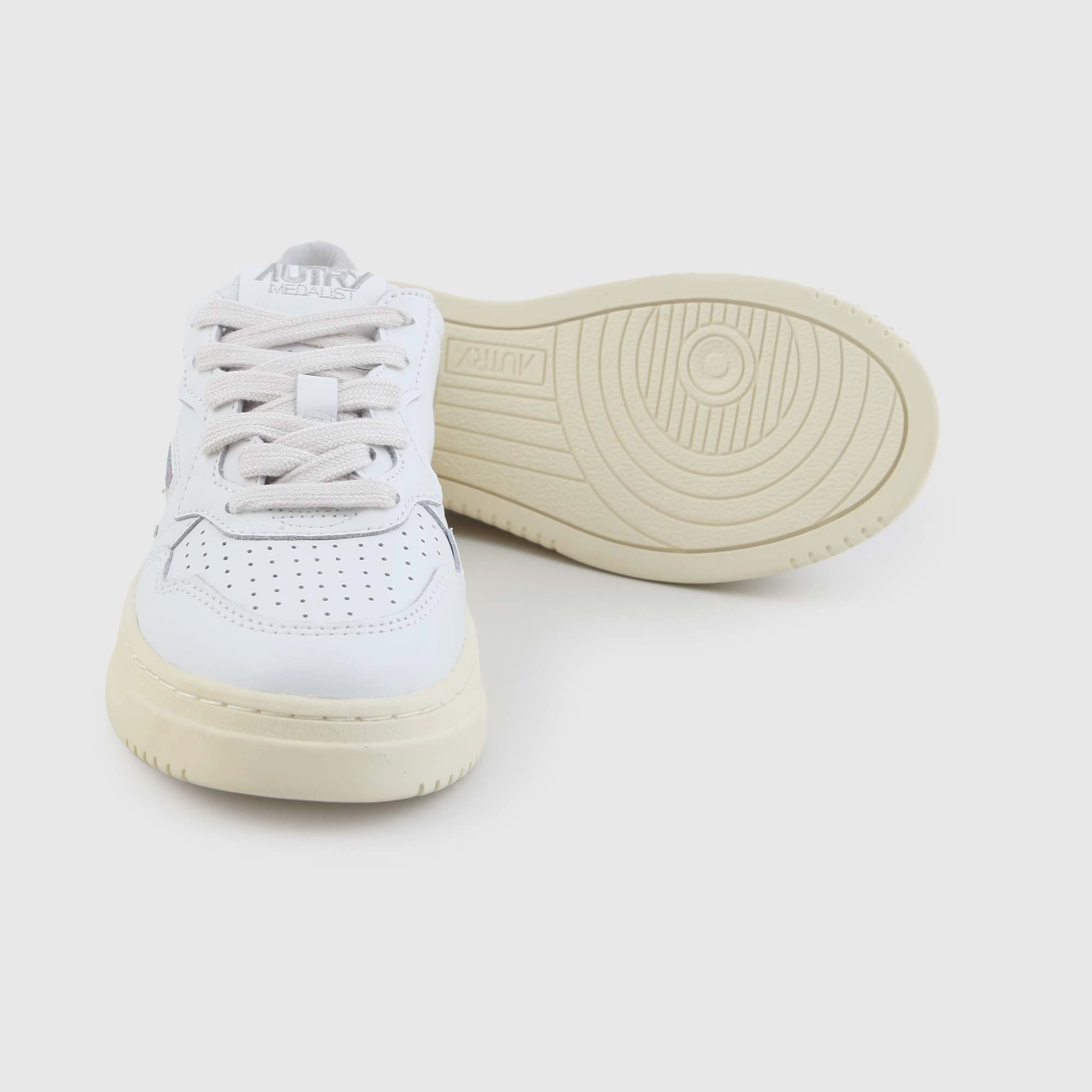 Sneakers medalist low in pelle bianca - annameglio.com abbigliamento moda