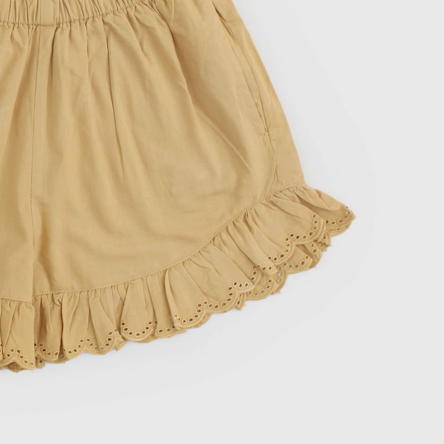 Shorts Prue con balze nocciola - annameglio.com abbigliamento moda