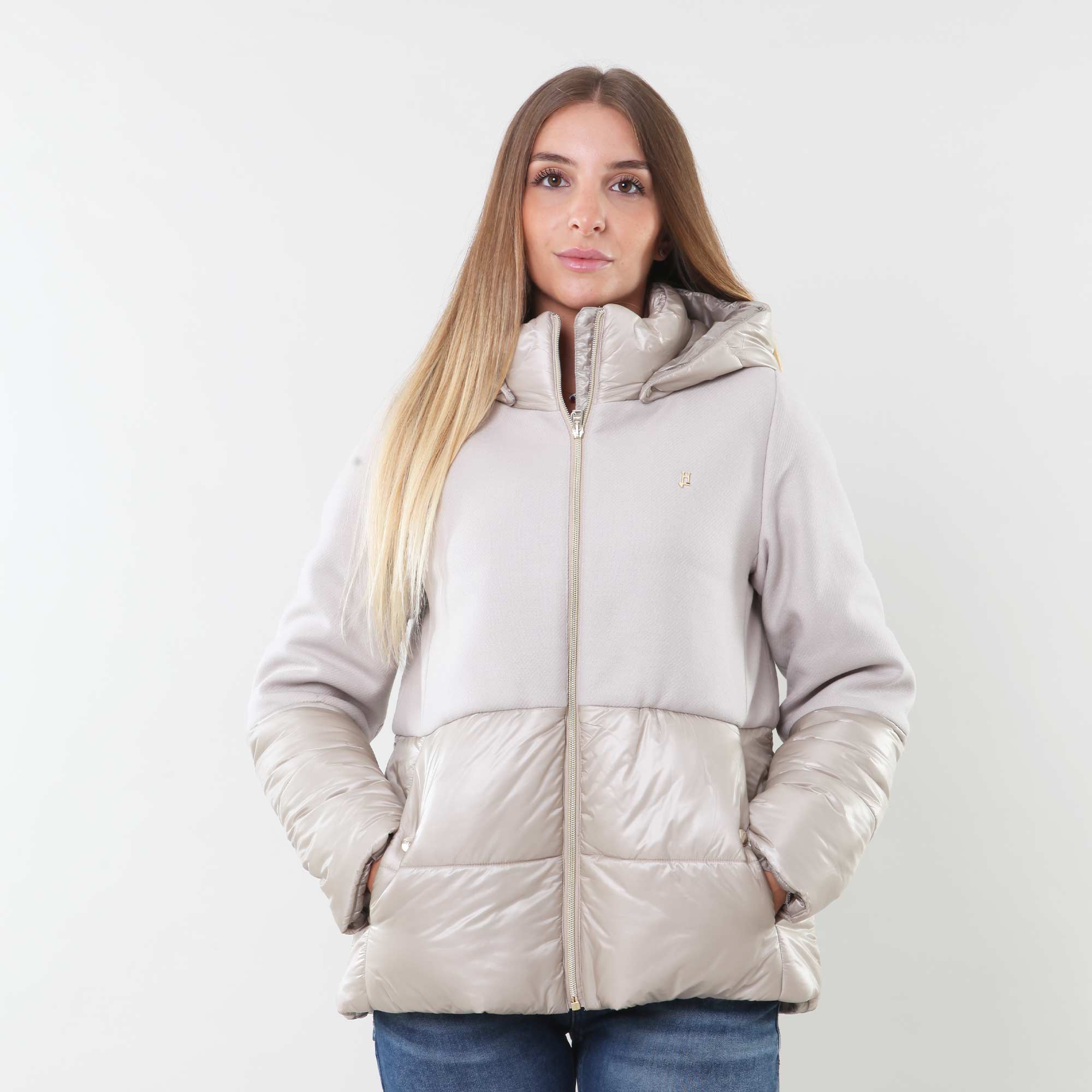 Cappotto parka avorio n ecowool e nylon ultralight - annameglio.com abbigliamento moda