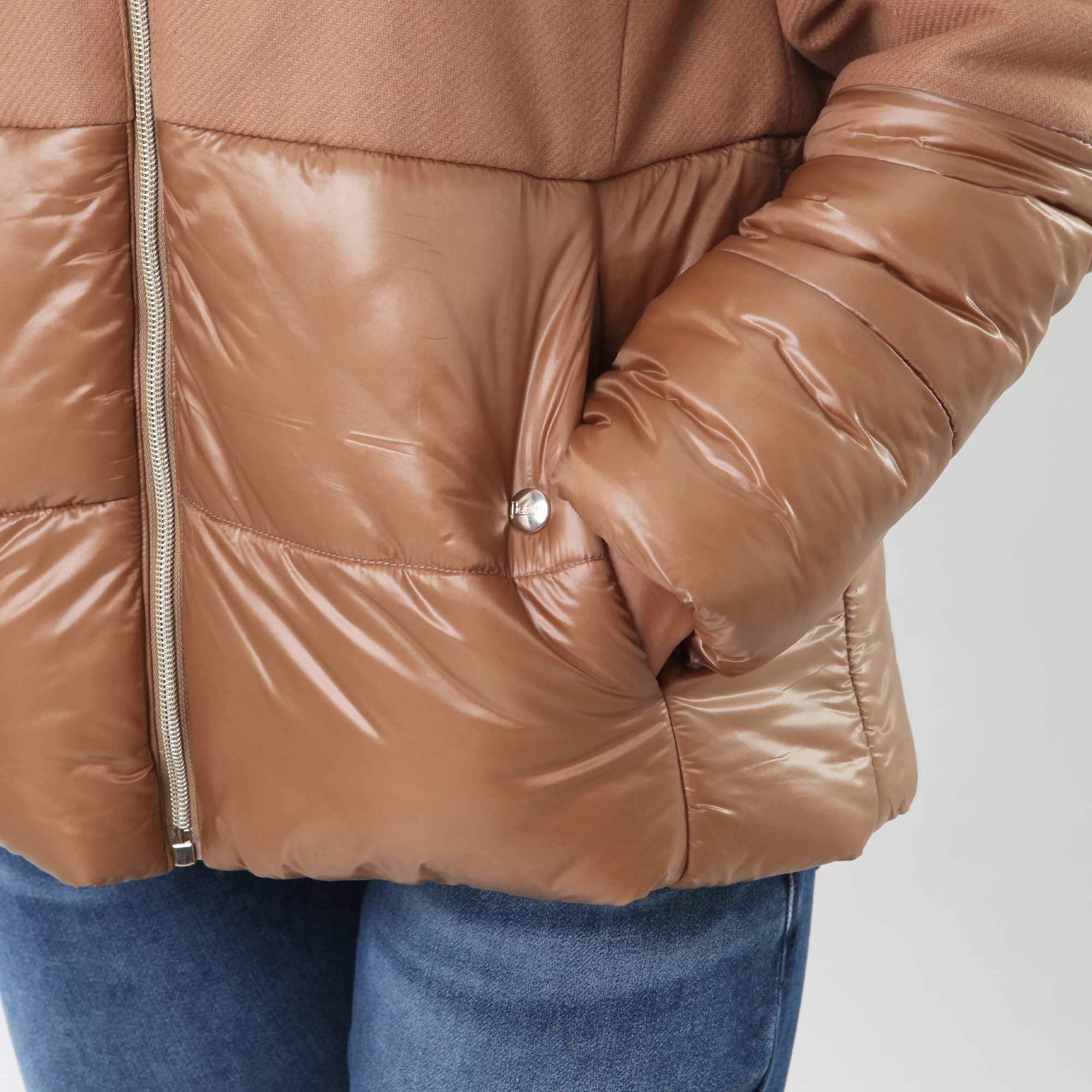 Cappotto parka camel in ecowool e nylon ultralight - annameglio.com abbigliamento moda