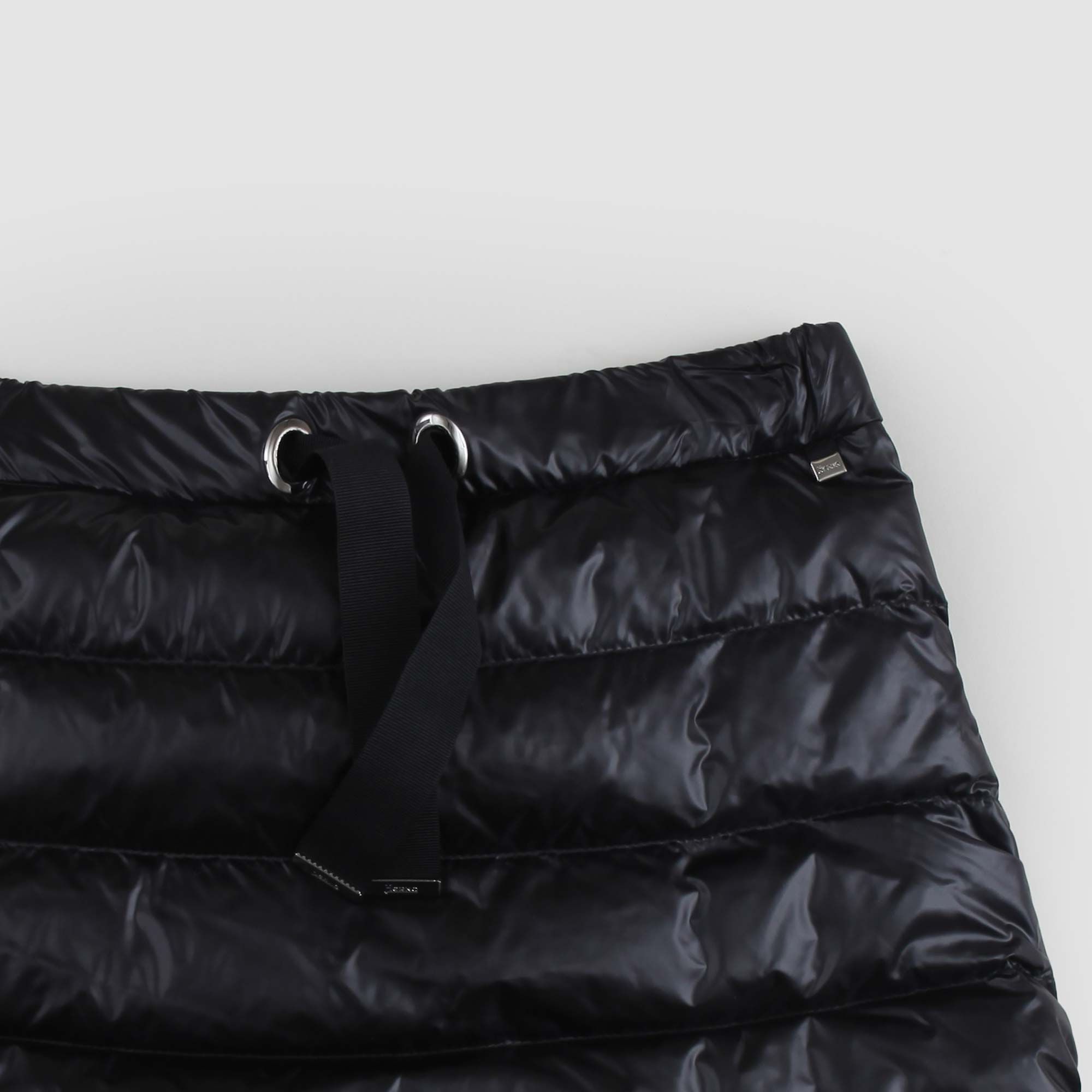 Gonna nera firmata HERNO - annameglio.com abbigliamento moda