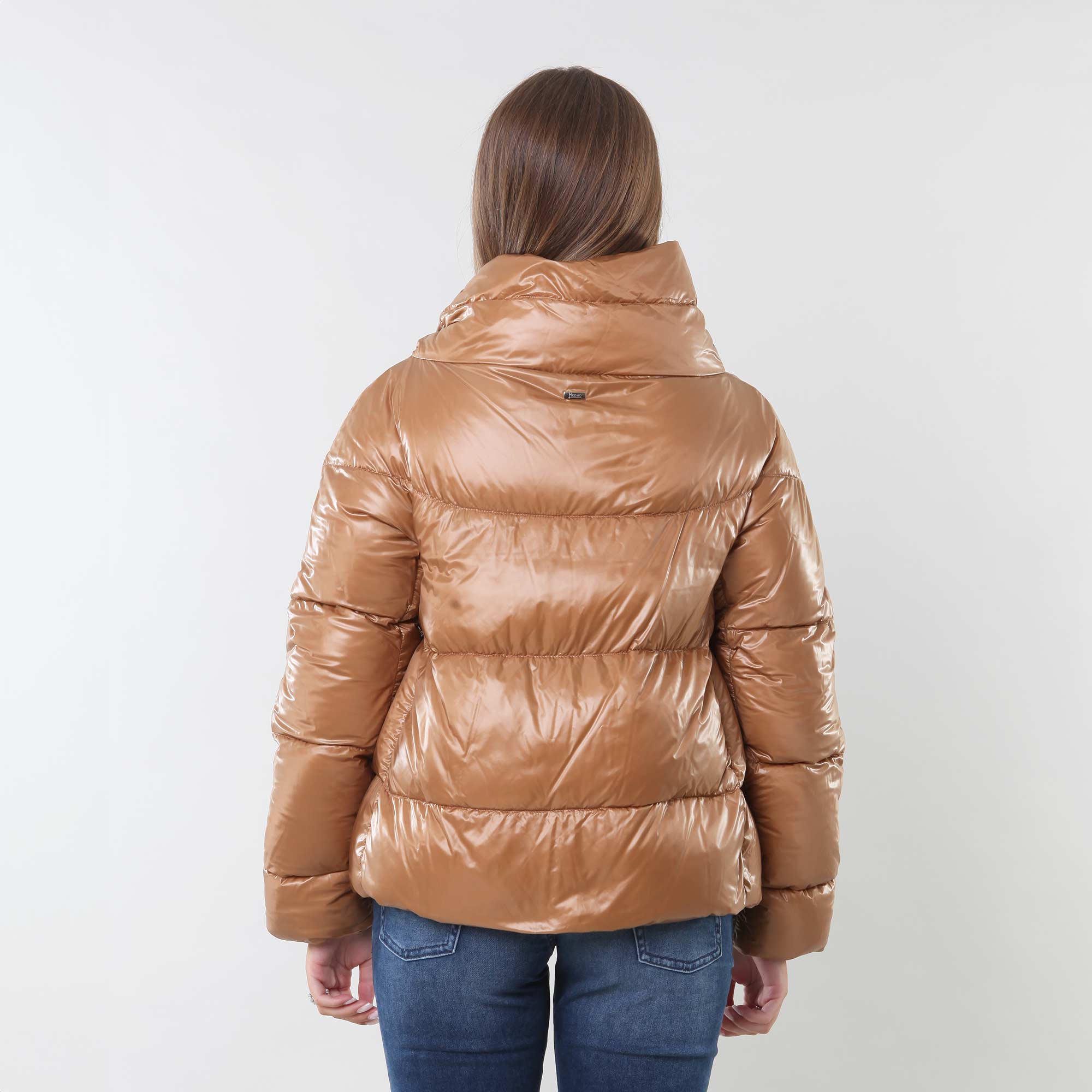 Piumino corto cammello in light nylon - annameglio.com abbigliamento moda