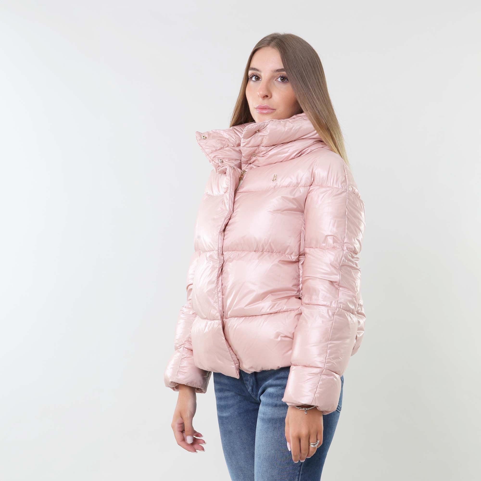 Piumino corto rosa chiaro in light nylon - annameglio.com abbigliamento moda