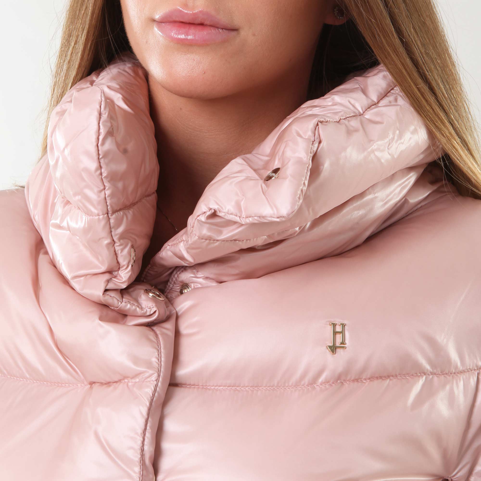 Piumino corto rosa chiaro in light nylon - annameglio.com abbigliamento moda