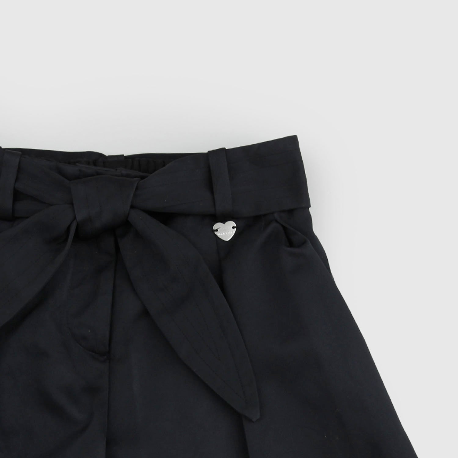 Bermuda neri duchesse con cintura - annameglio.com abbigliamento moda