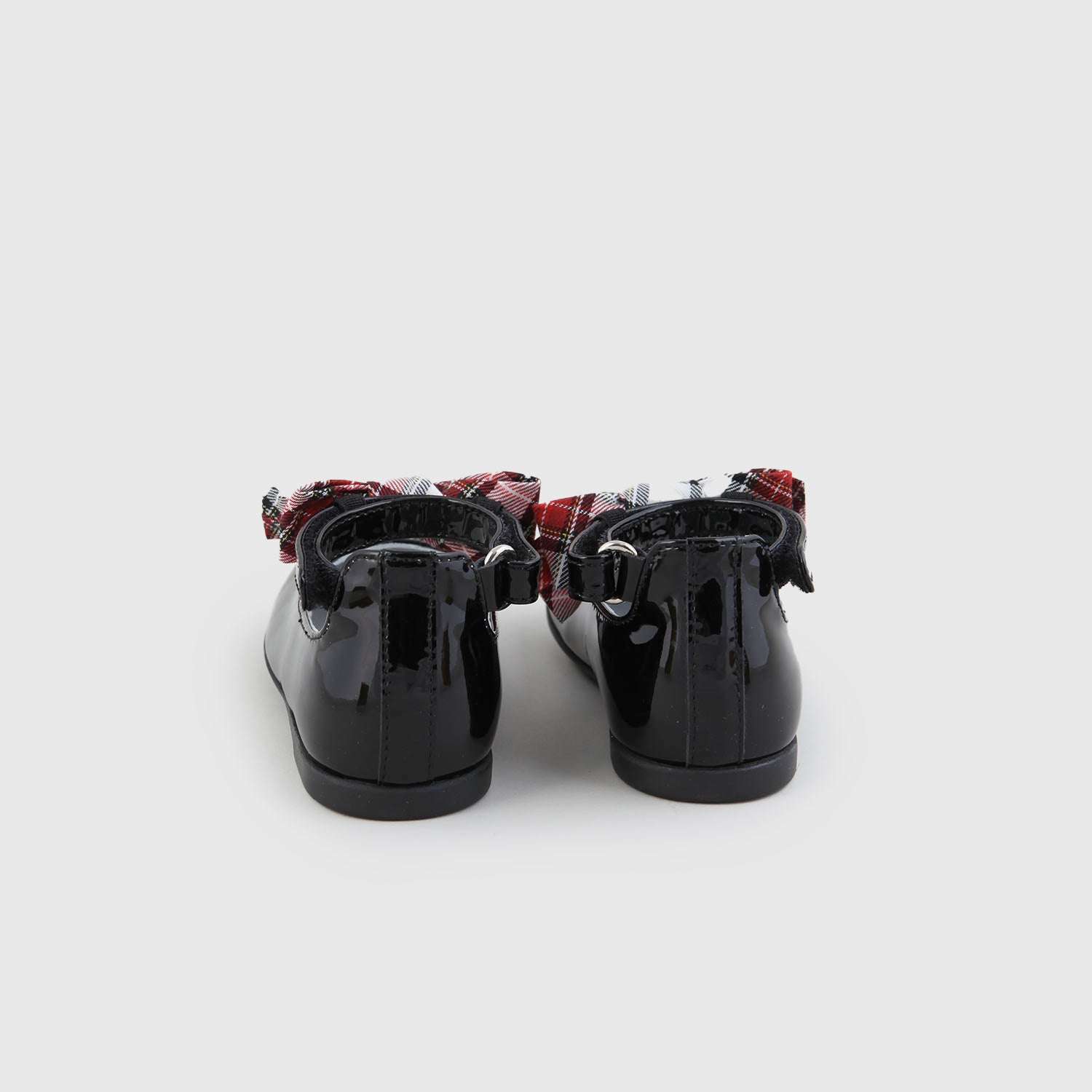 Ballerine Sneaker in vernice con fiocco - annameglio.com abbigliamento moda