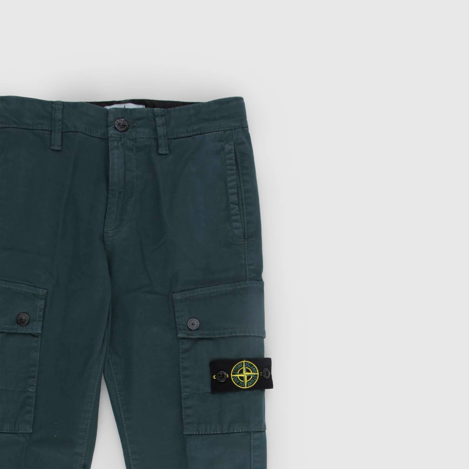 Pantaloni cargo verdi con patch - annameglio.com abbigliamento moda