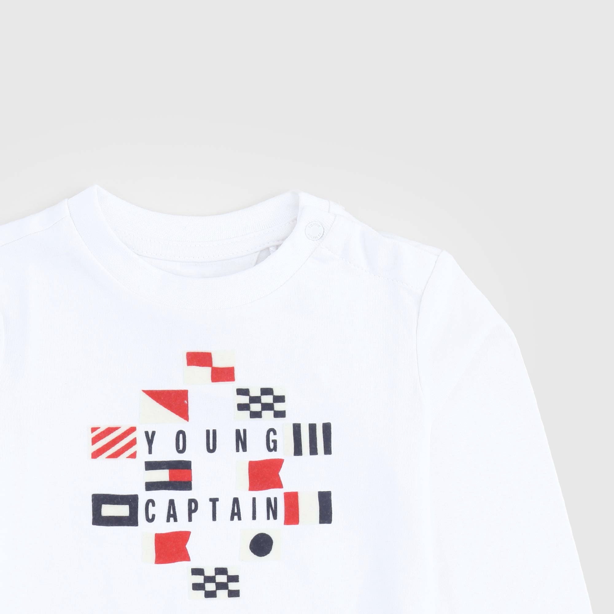 T-shirt bianca con stampa TOMMY HILFIGER - annameglio.com abbigliamento moda