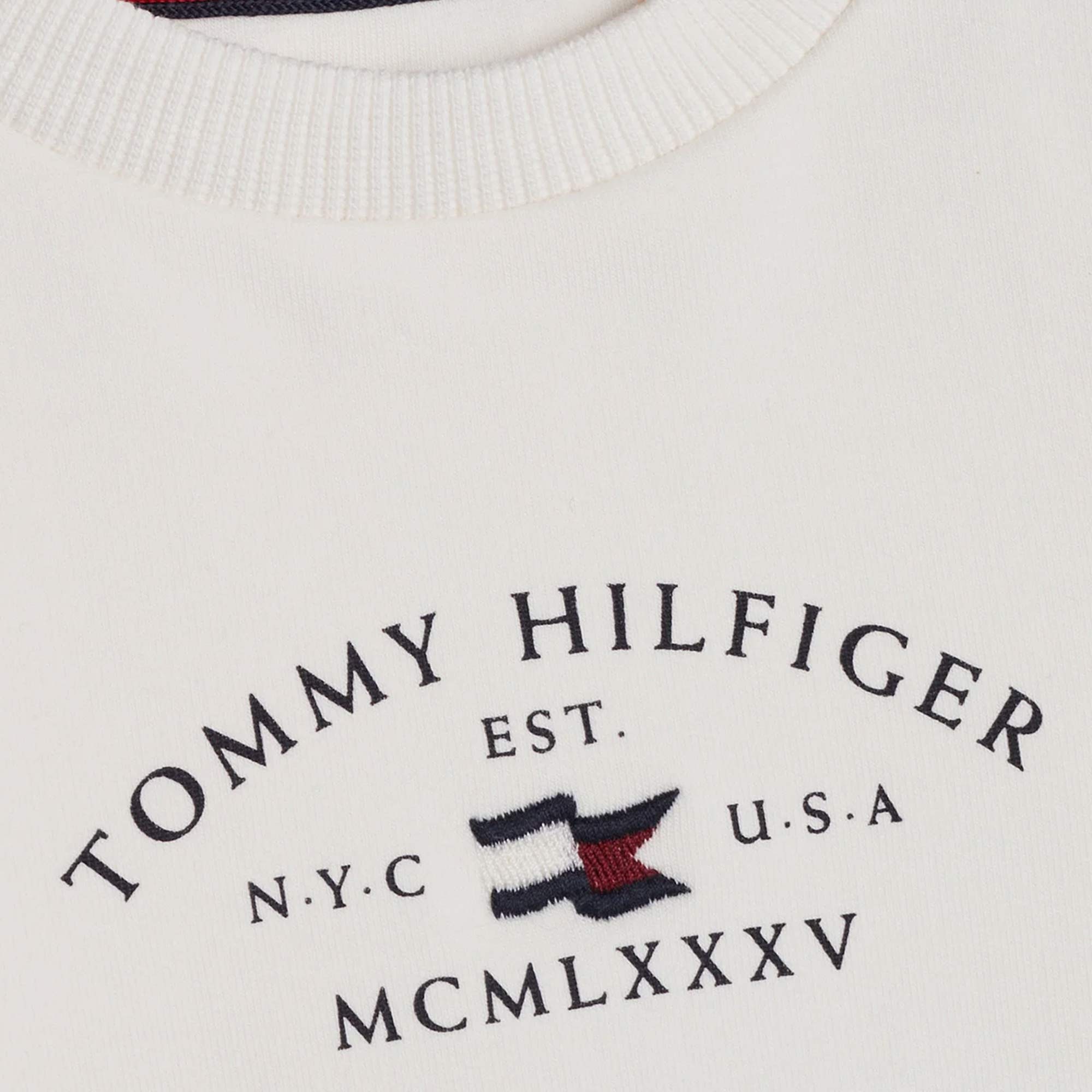 Completo Bianco Firmato Tommy Hilfiger - annameglio.com abbigliamento moda