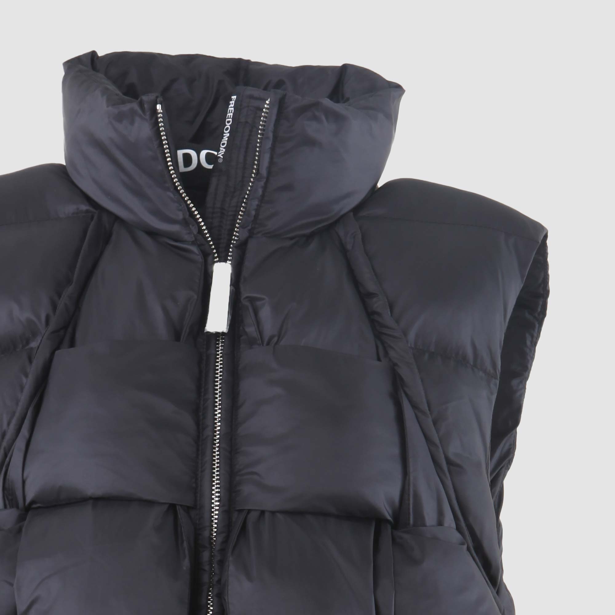 Smanicato Nero Firmato FREEDOMDAY - annameglio.com abbigliamento moda