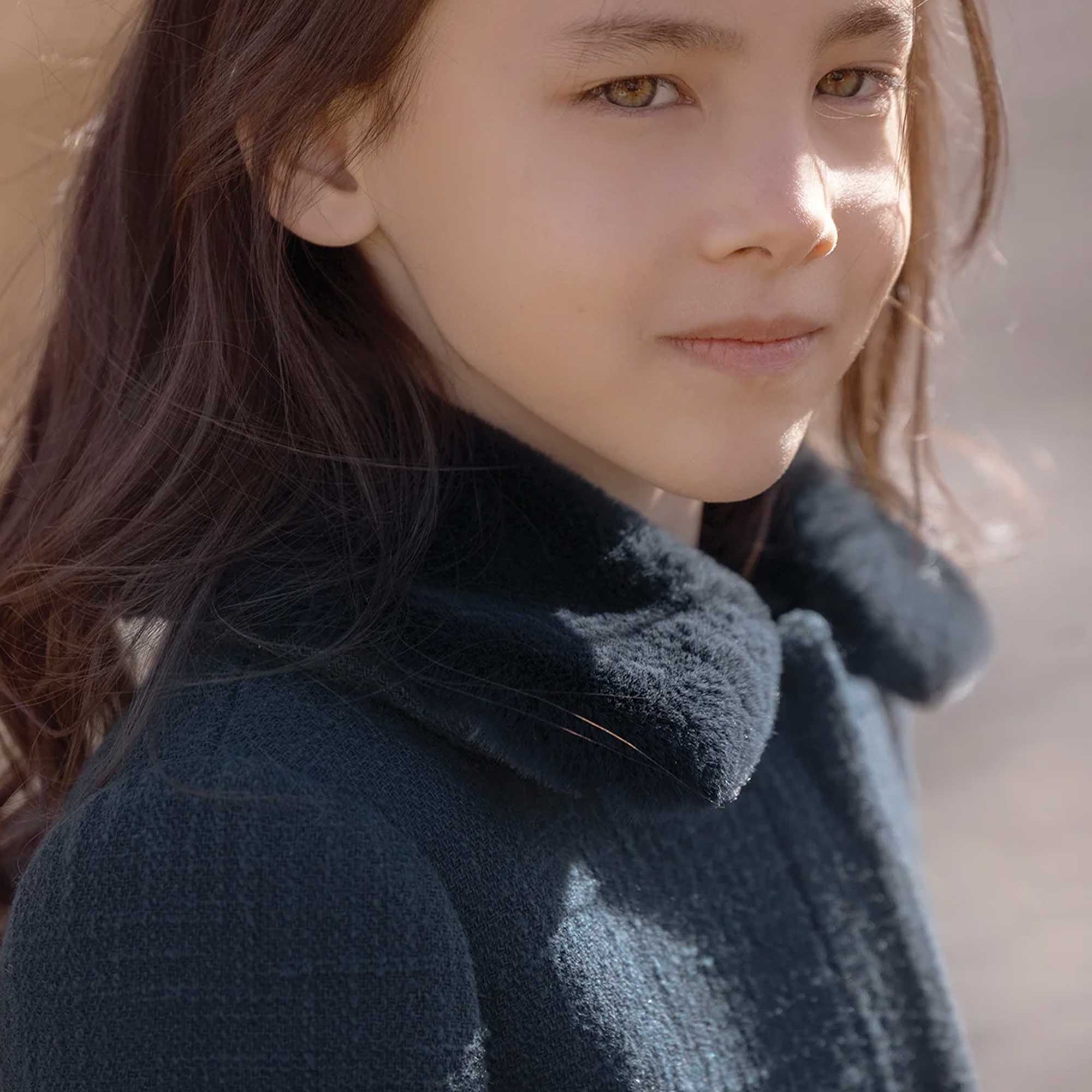 Cappotto con Collo in Finta Pelliccia - annameglio.com abbigliamento moda