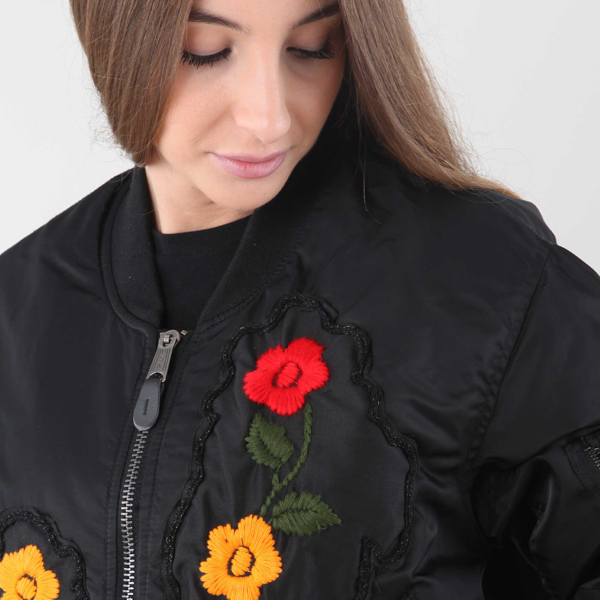 Giacca Nera Con Ricamo Floreale - annameglio.com abbigliamento moda