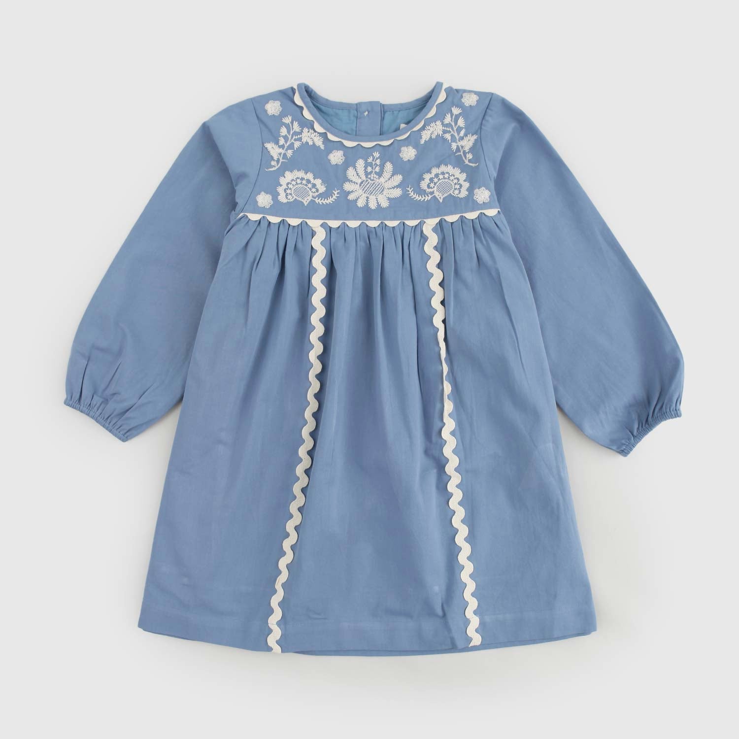 Abito blu con ricami sul petto - annameglio.com abbigliamento moda