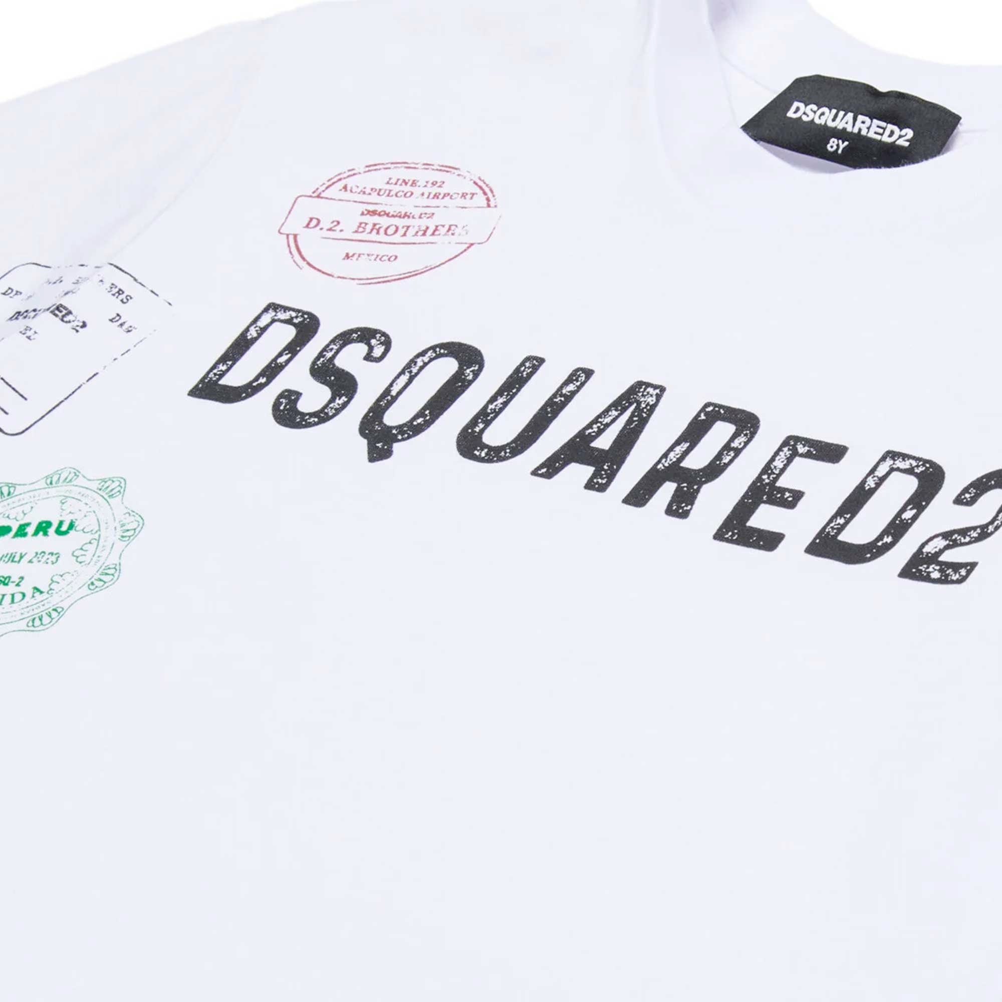 T-shirt Con Grafica Passport Firmata DSQUARED2 - annameglio.com abbigliamento moda