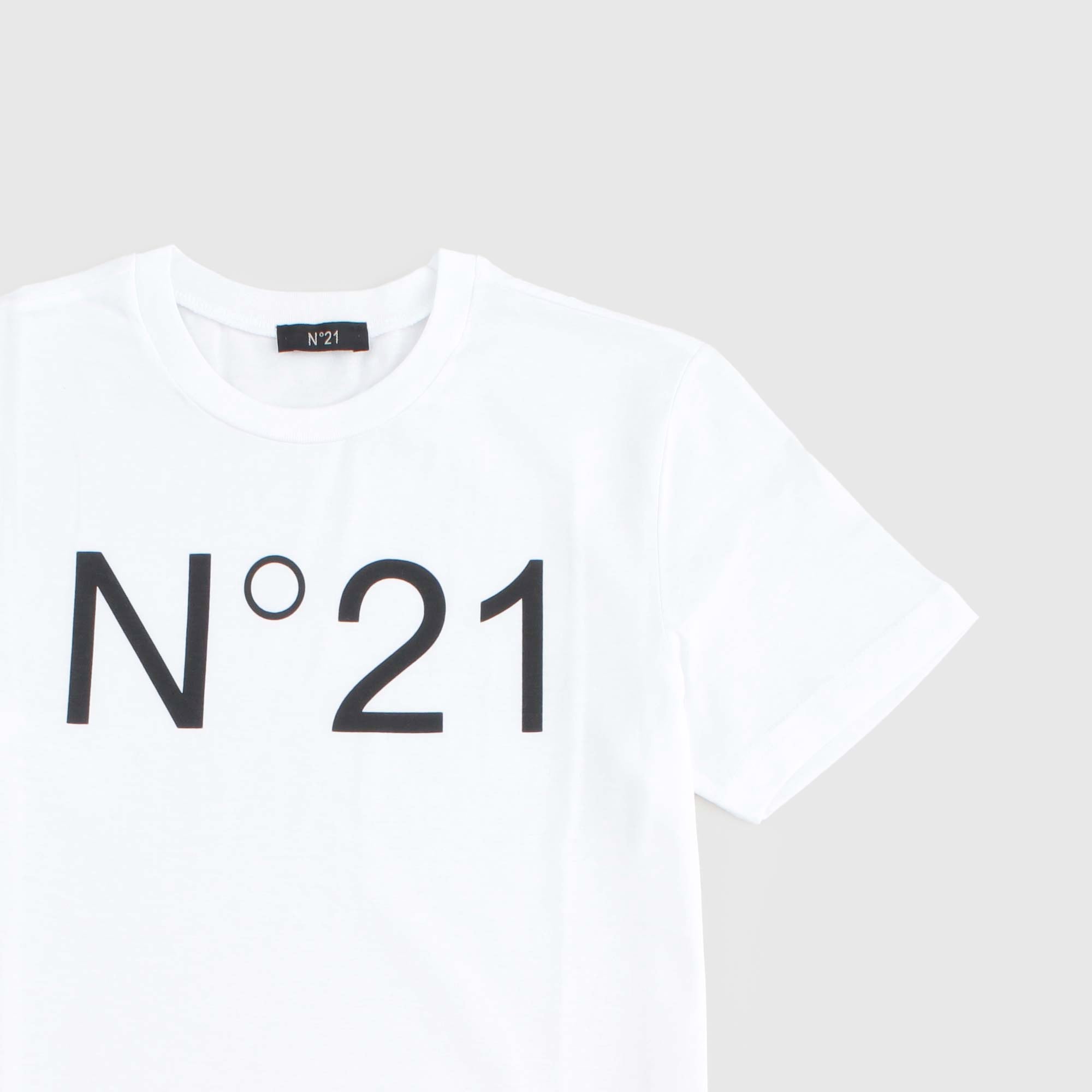 T-Shirt Bianca Con Logo Firmata N° 21 - annameglio.com abbigliamento moda