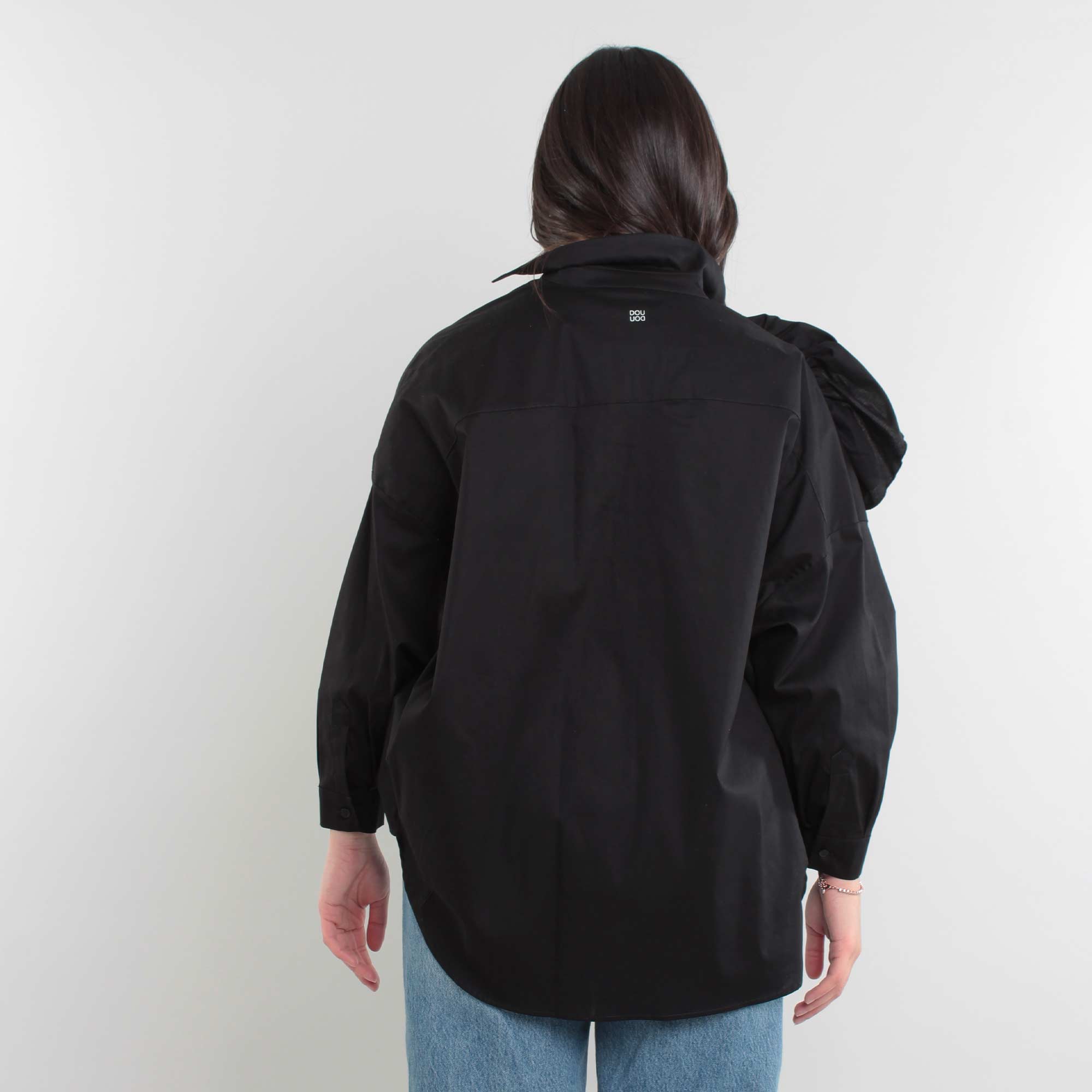 Camicia Nera Con Fiore Firmata DOUUOD - annameglio.com abbigliamento moda