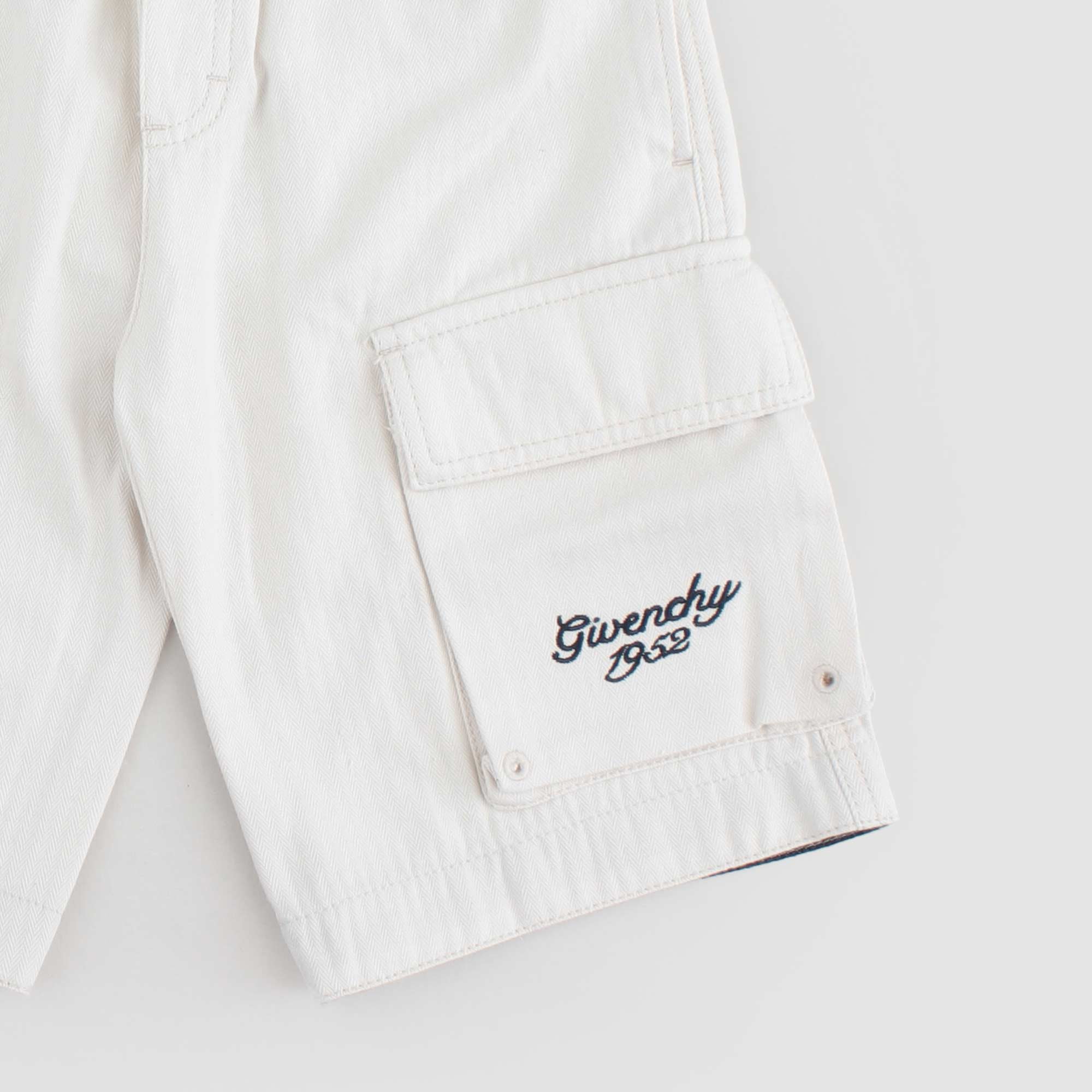 Bermuda Beige Chiaro Firmati GIVENCHY - annameglio.com abbigliamento moda