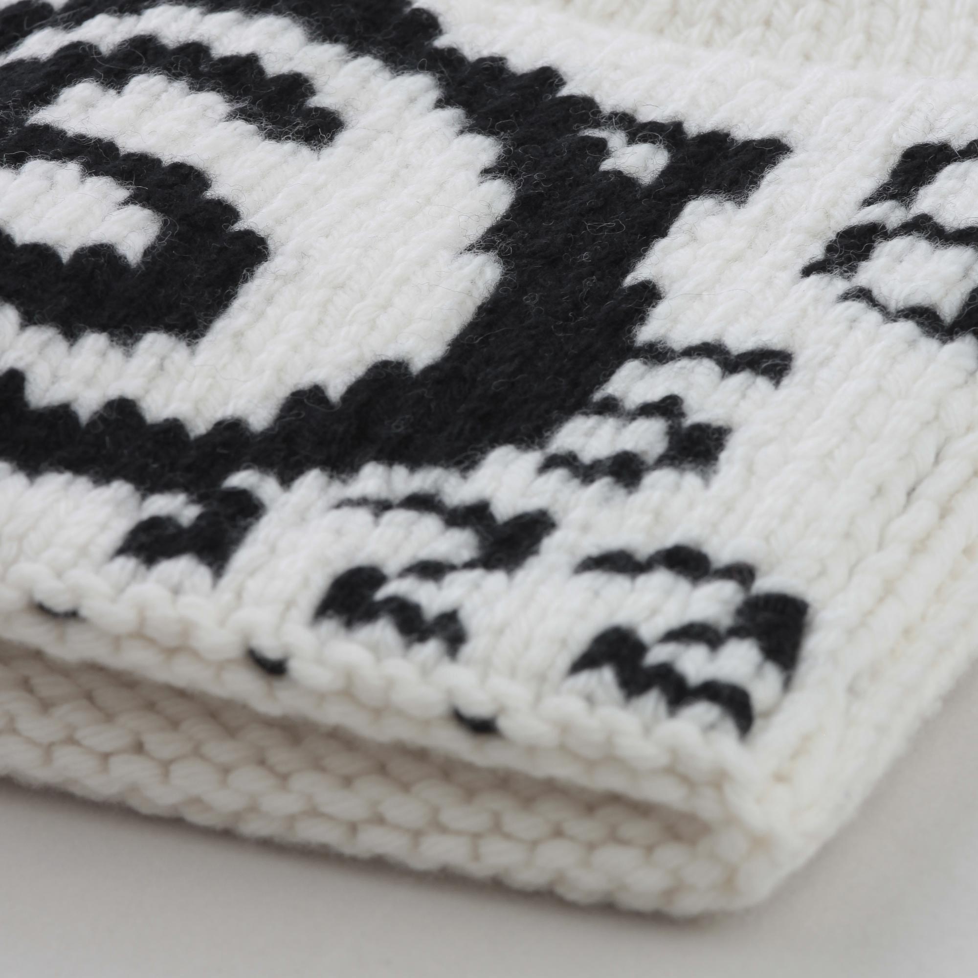 Cappello Panna Con Logo Numeric Firmato MM6 - annameglio.com abbigliamento moda