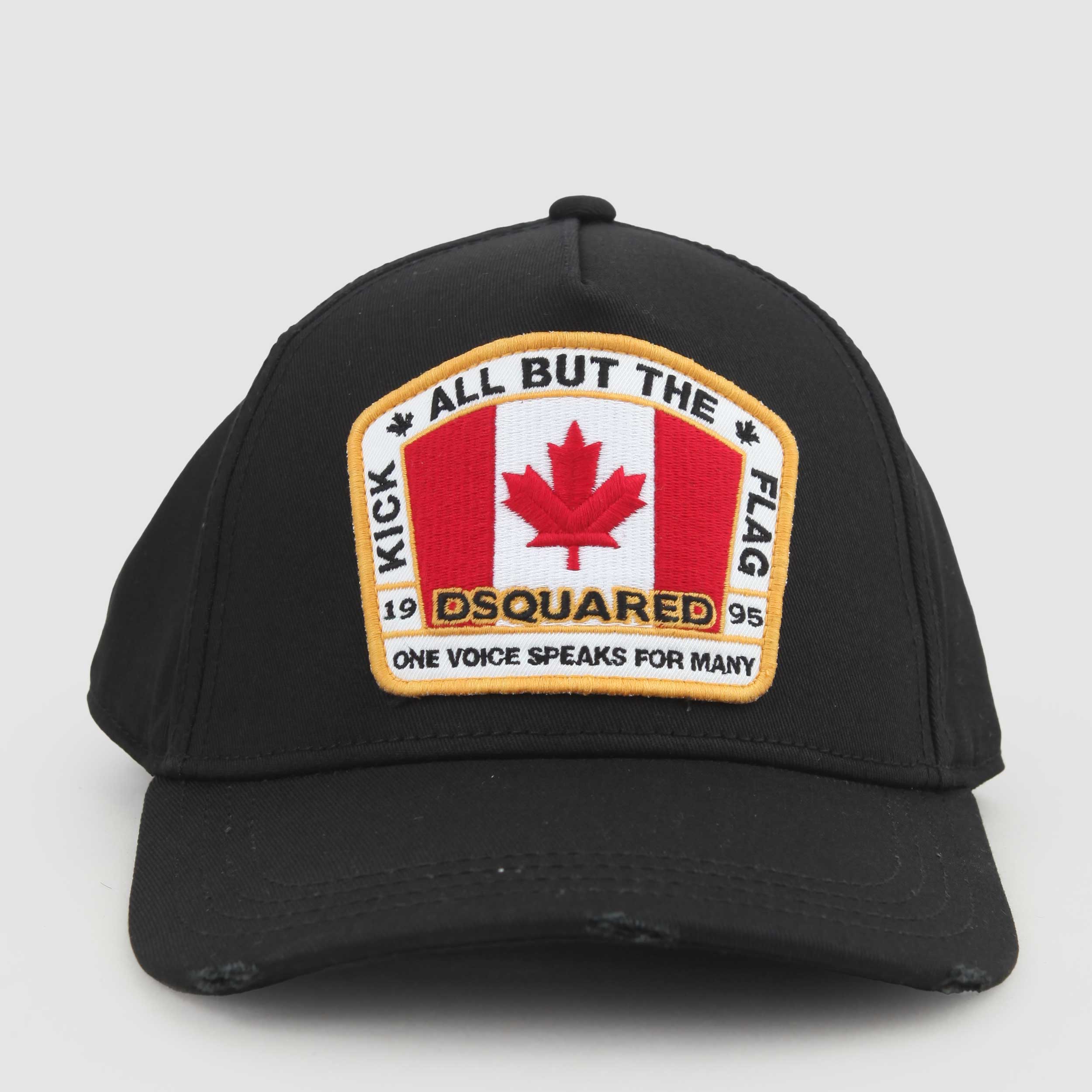 Cappello Nero Con Bandiera Canadese By DSQUARED2 - annameglio.com abbigliamento moda